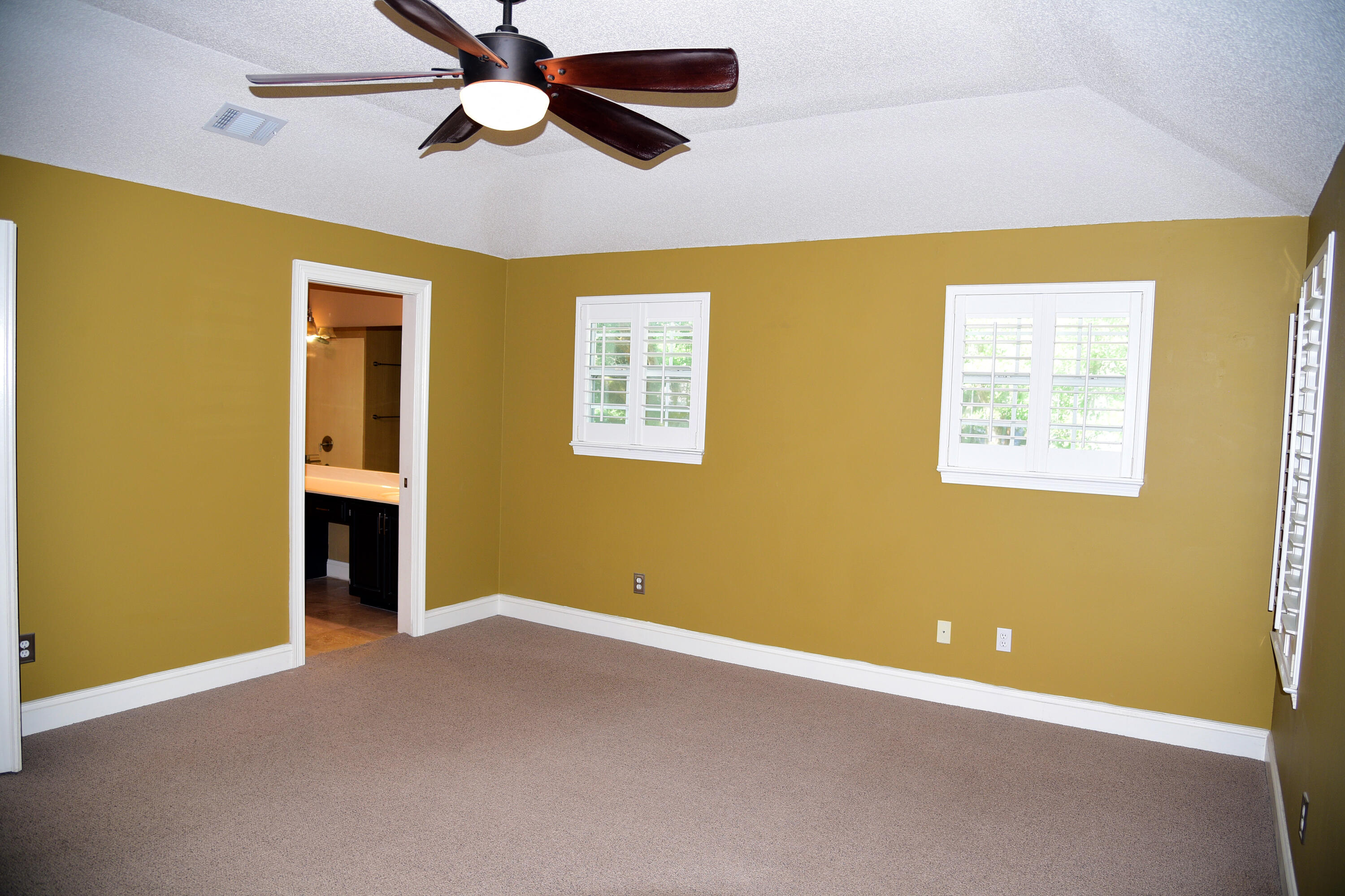 PARKWOOD ESTATES PH 1 BLUEWATER BAY - Residential