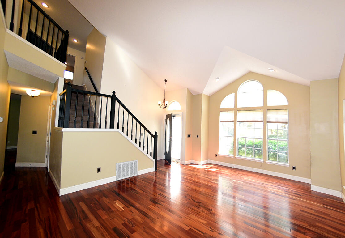 PARKWOOD ESTATES PH 1 BLUEWATER BAY - Residential