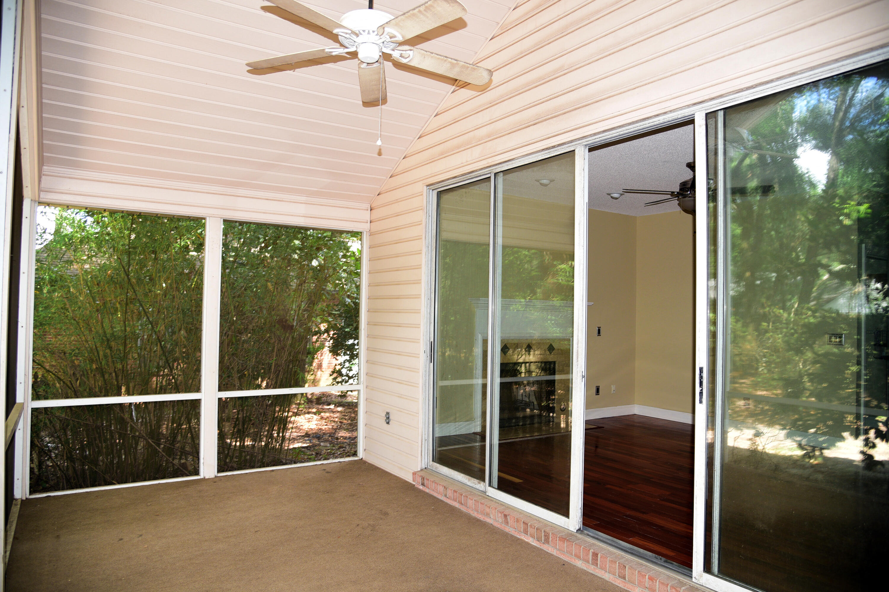 PARKWOOD ESTATES PH 1 BLUEWATER BAY - Residential