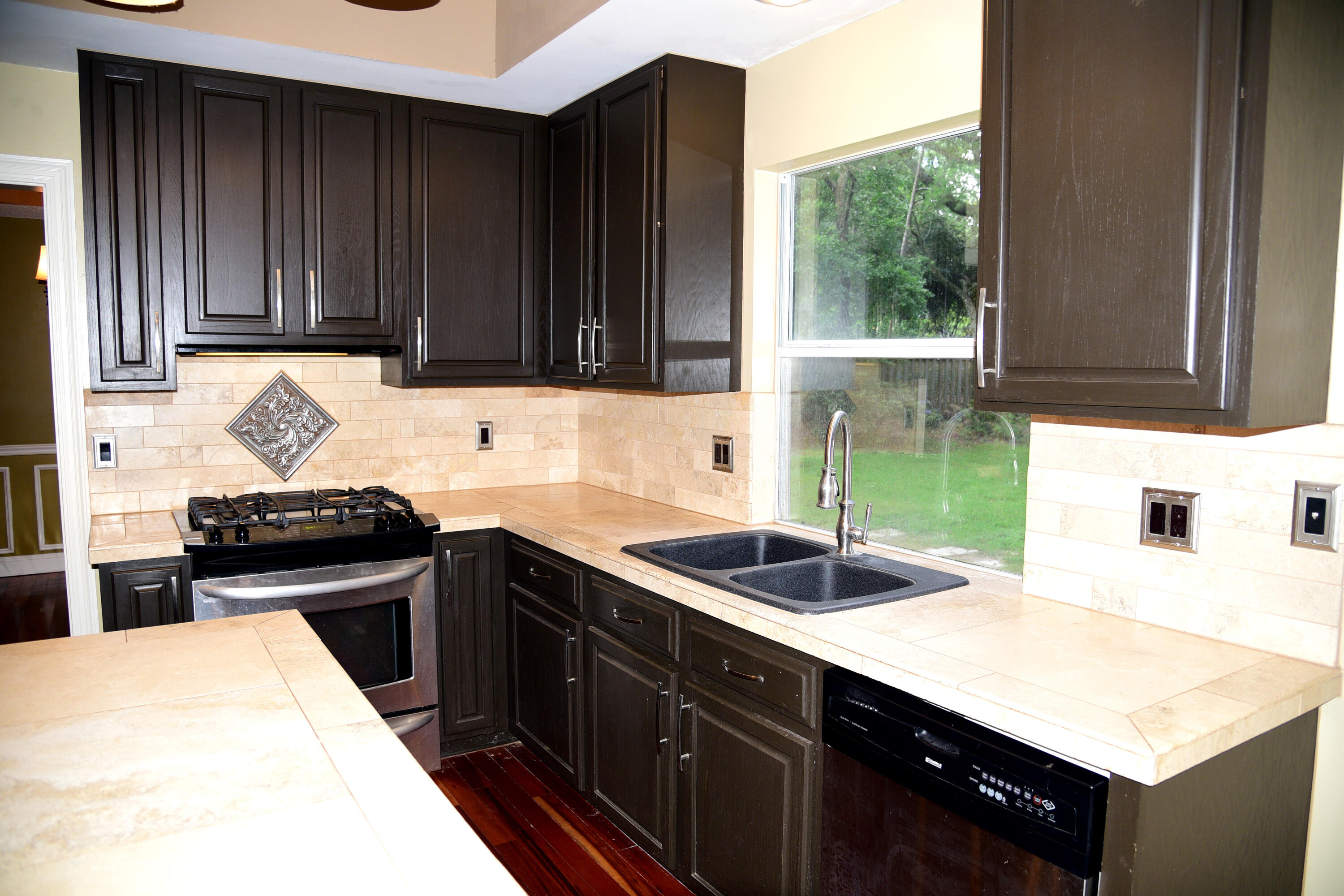 PARKWOOD ESTATES PH 1 BLUEWATER BAY - Residential