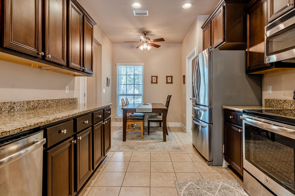 LAGRANGE LANDING - Residential