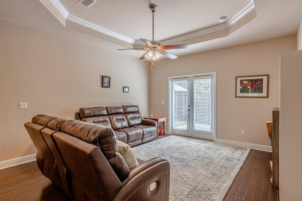 LAGRANGE LANDING - Residential