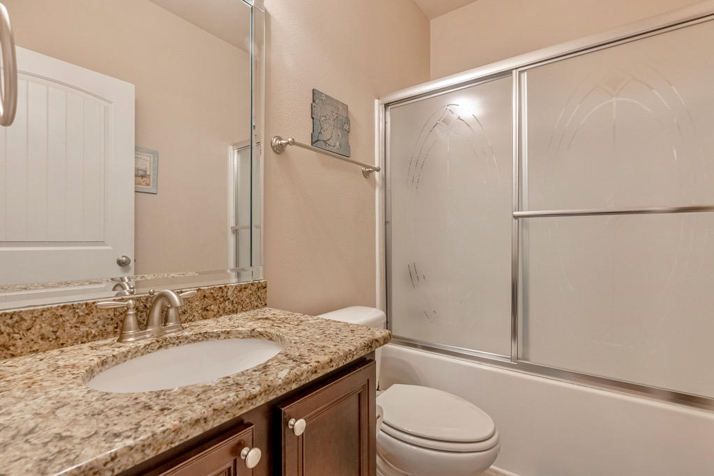 LAGRANGE LANDING - Residential