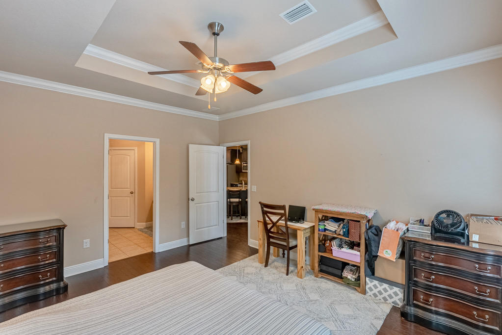 LAGRANGE LANDING - Residential