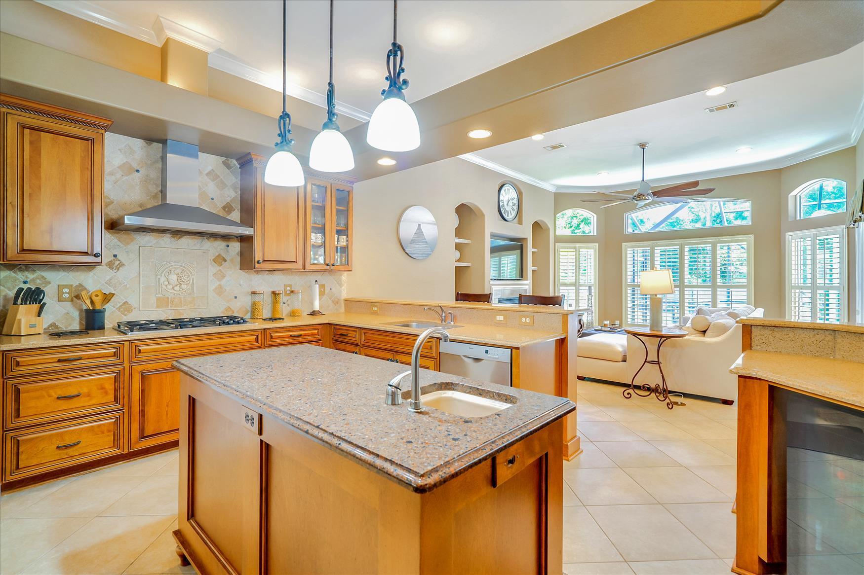 BAYSHORE PLACE PH 1 - Residential