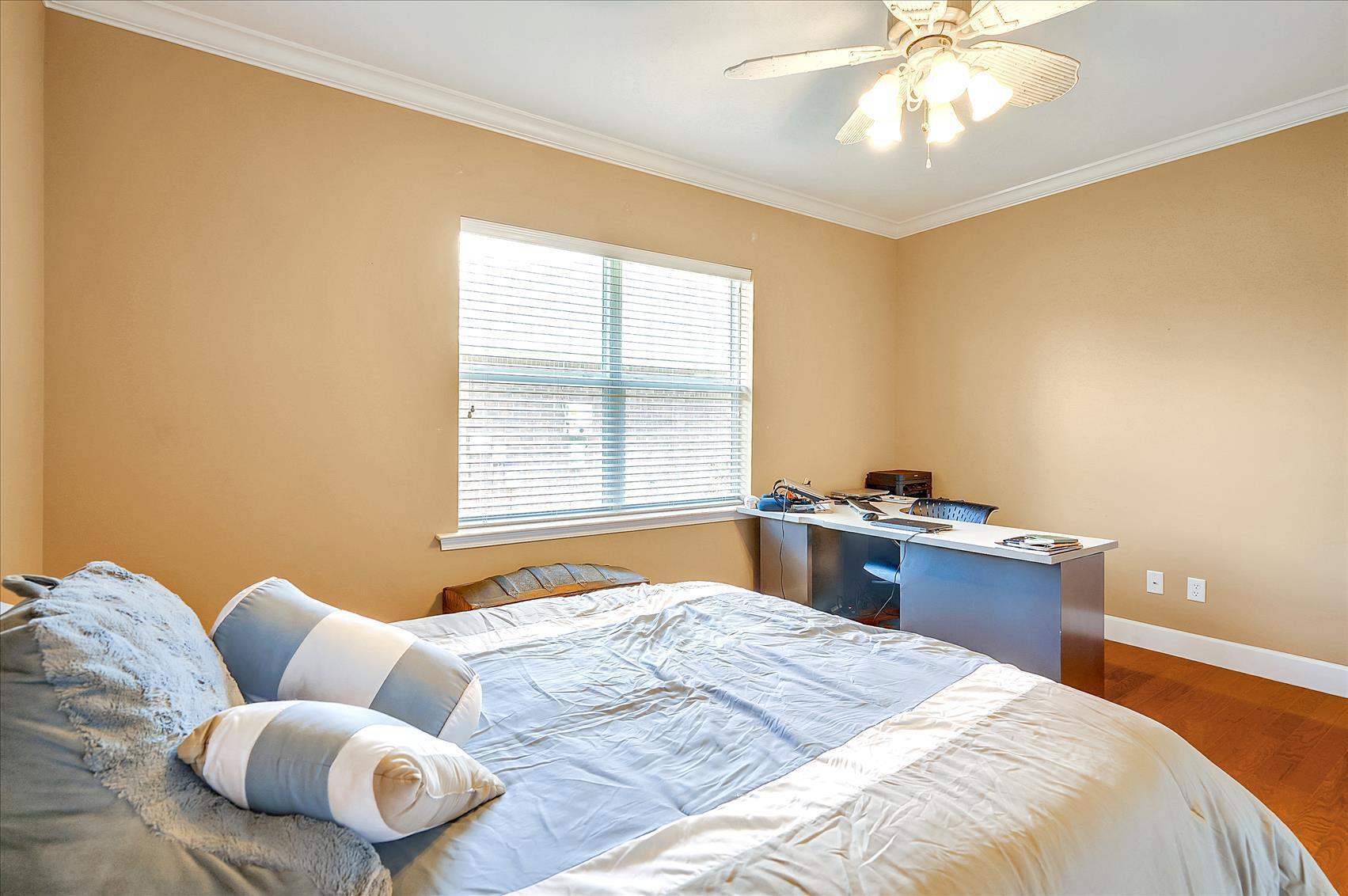 BAYSHORE PLACE PH 1 - Residential