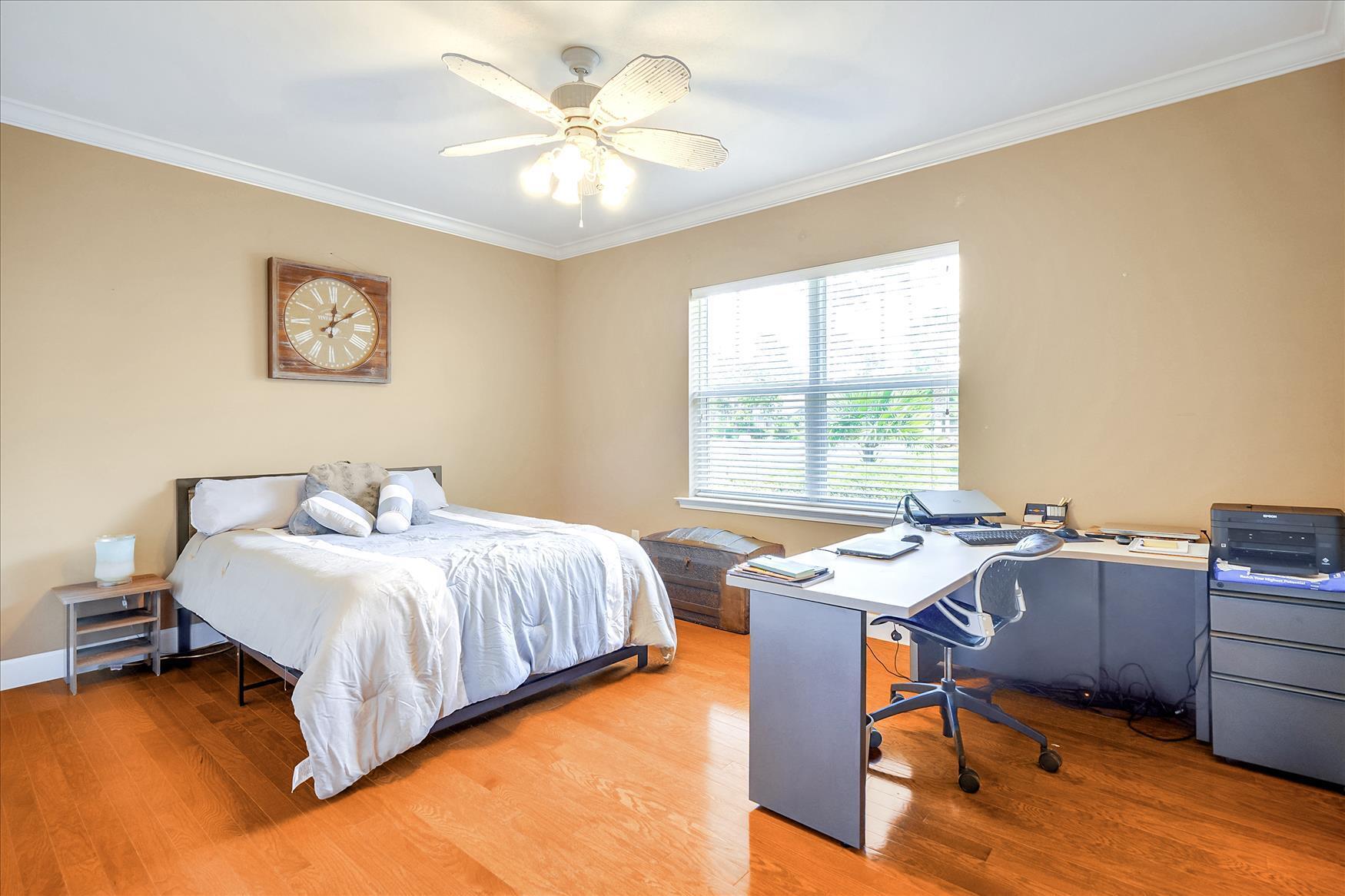 BAYSHORE PLACE PH 1 - Residential