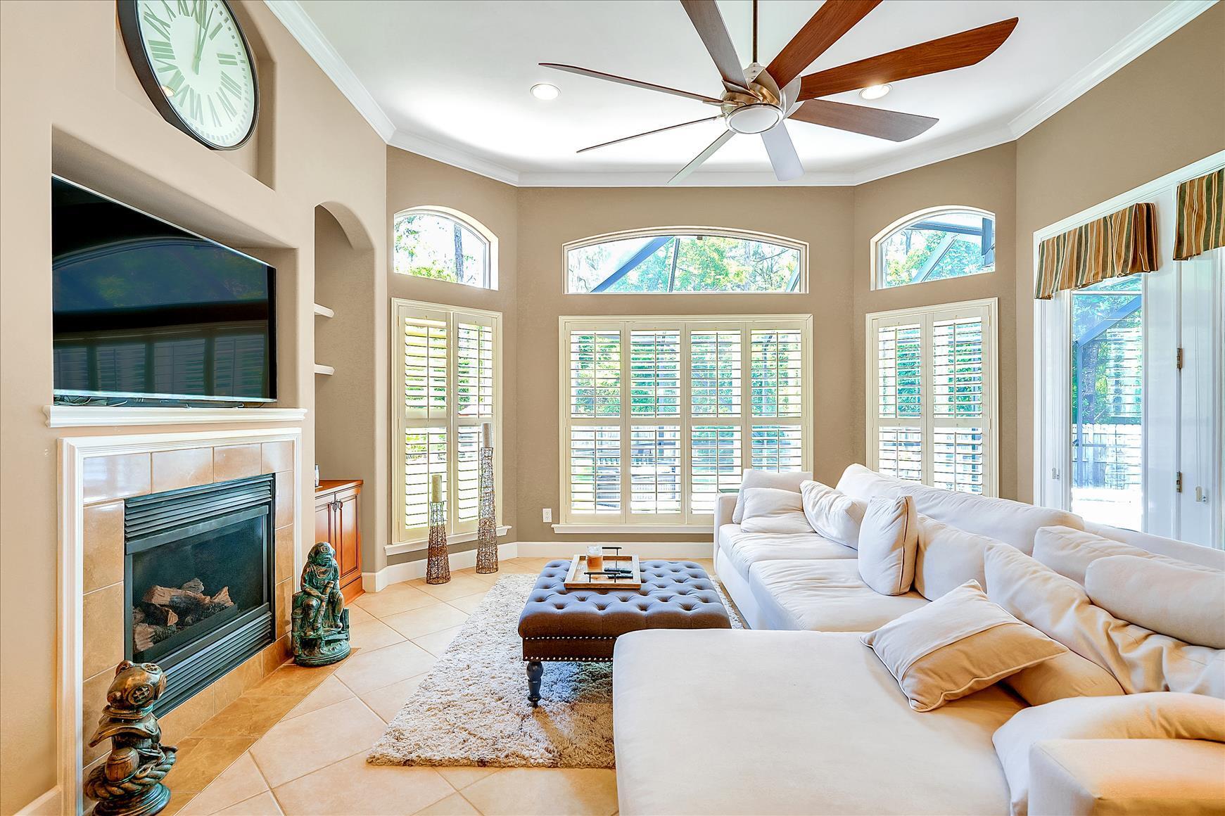 BAYSHORE PLACE PH 1 - Residential