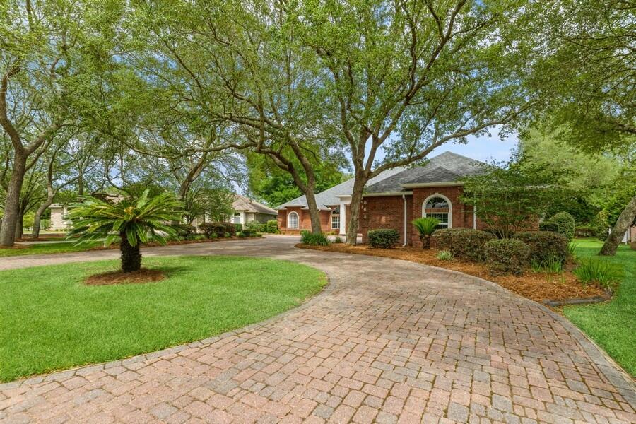 ROCKY BAYOU COUNTRY CLUB ESTATES 10 - Residential