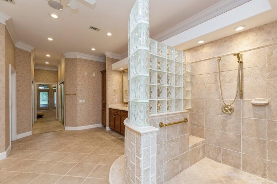 ROCKY BAYOU COUNTRY CLUB ESTATES 10 - Residential