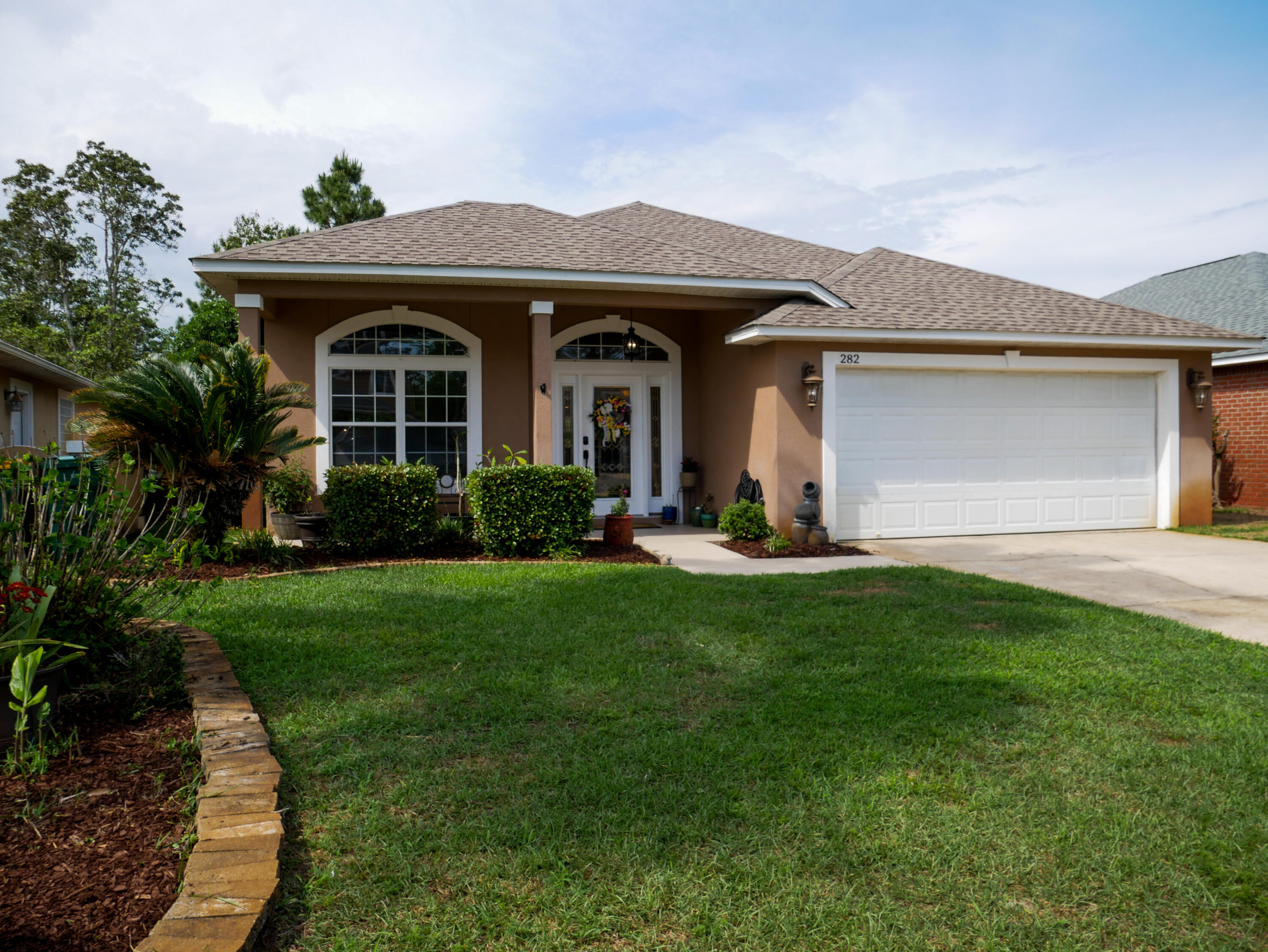 SEQUOIA ESTATES PH I LOT 6 BLK A - Residential