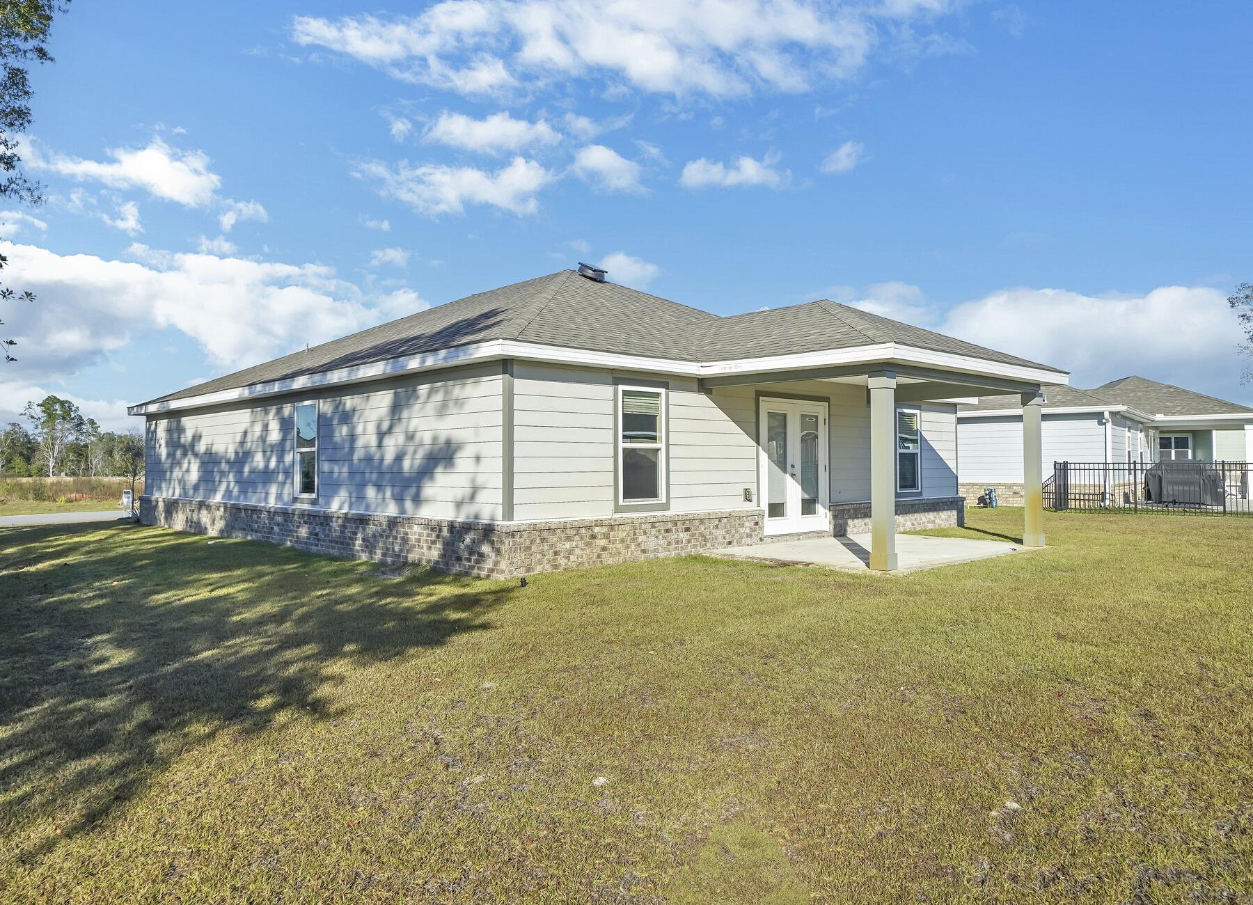 RIVERWALK PH I - Residential Lease