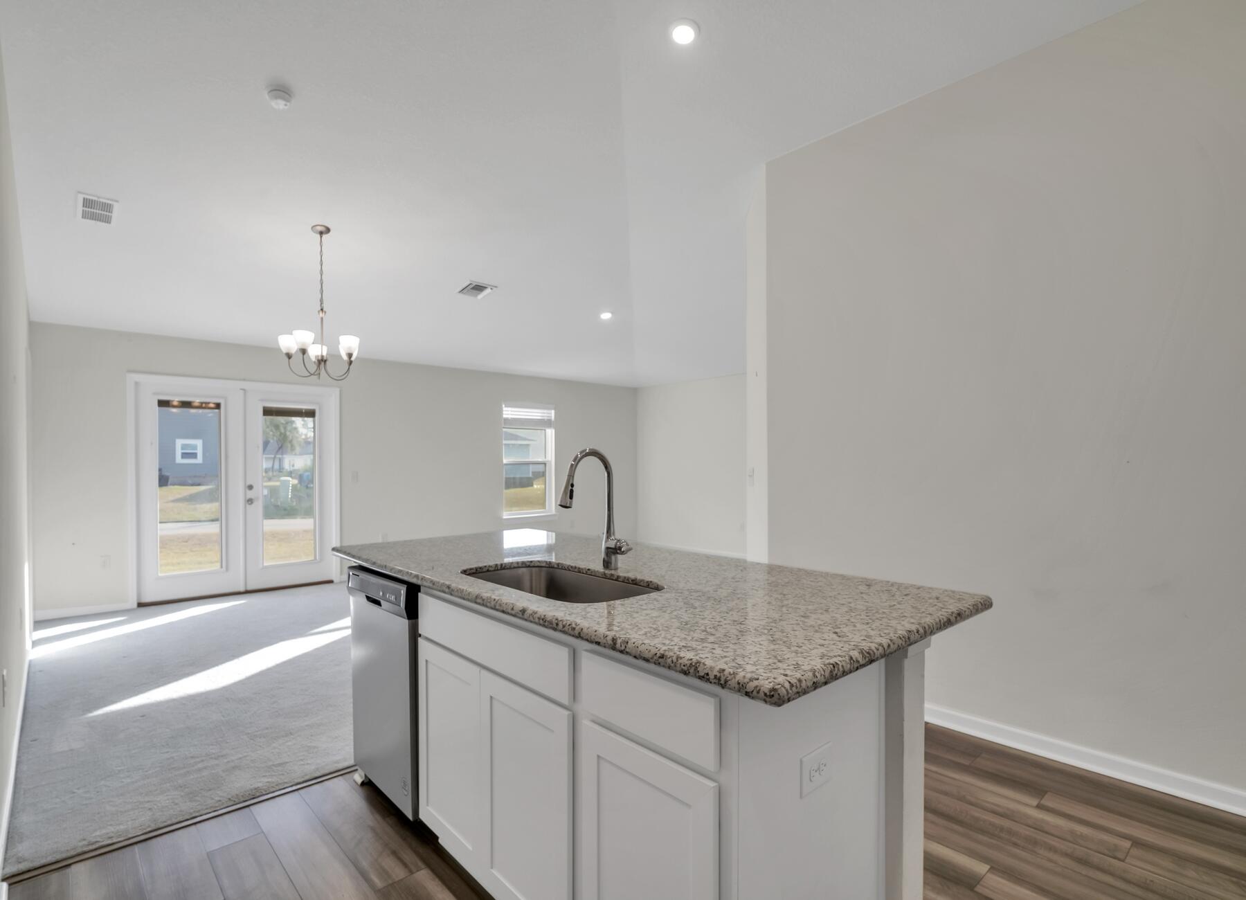 RIVERWALK PH I - Residential Lease