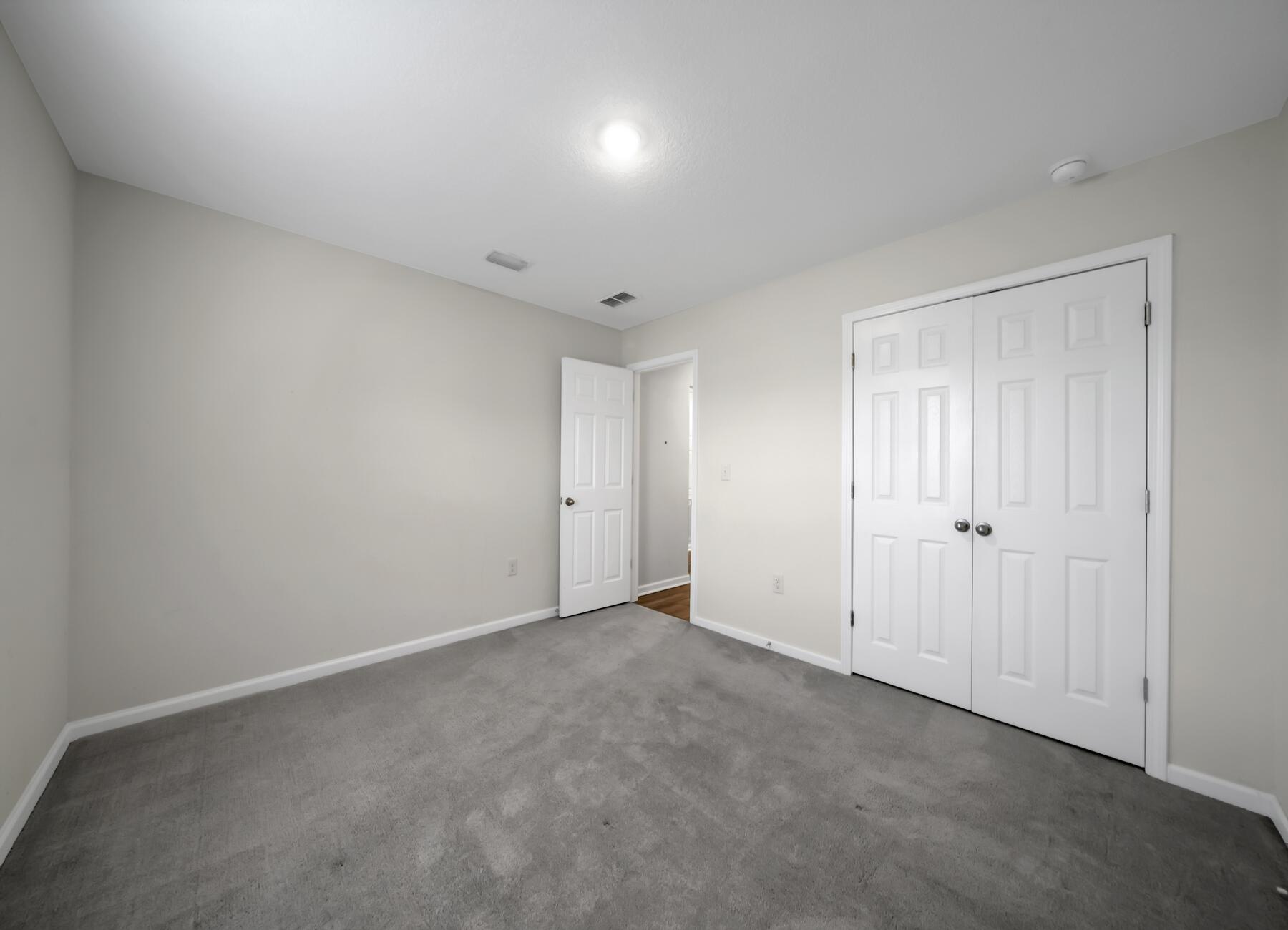 RIVERWALK PH I - Residential Lease