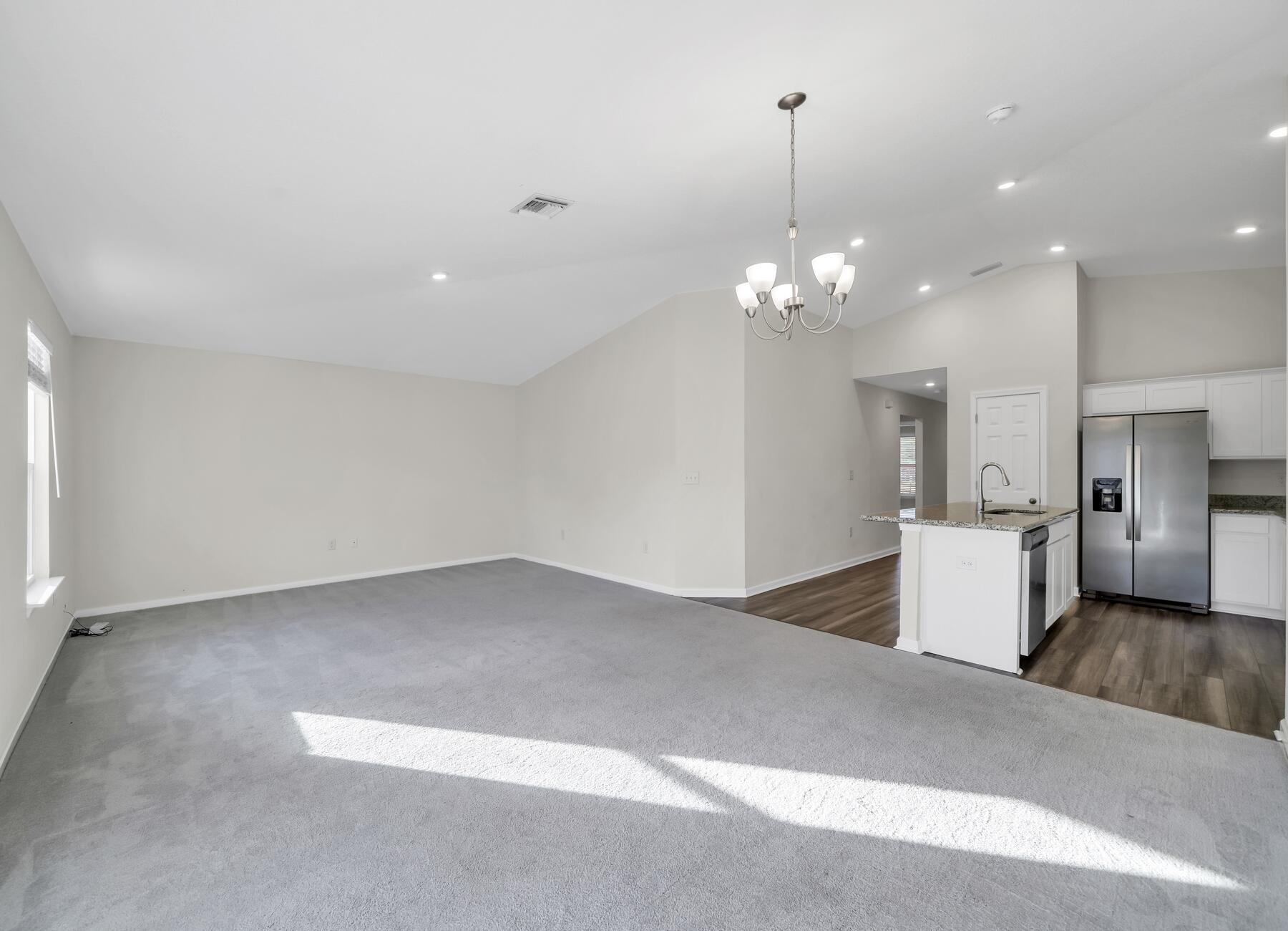 RIVERWALK PH I - Residential Lease