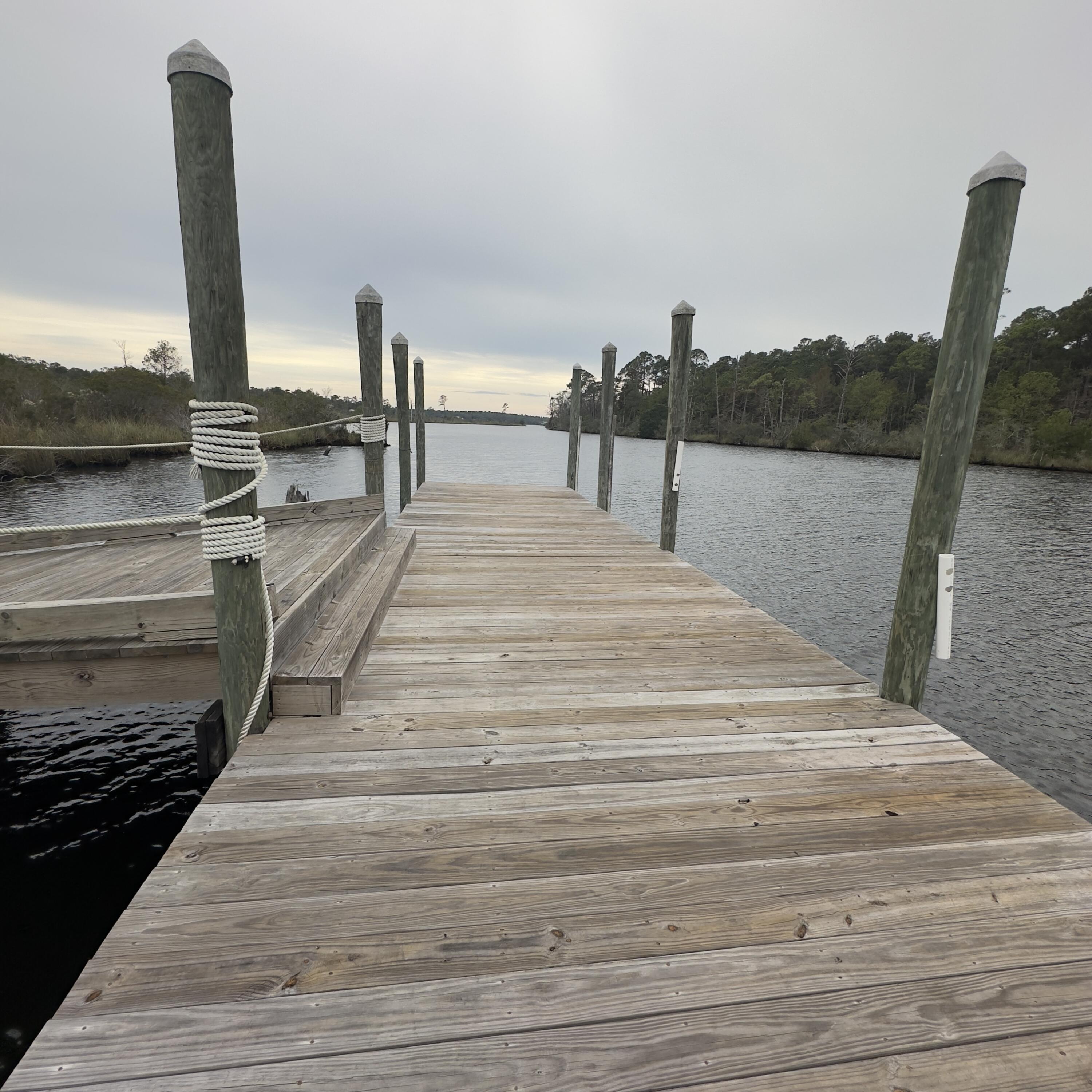 RIVERWALK PH I - Residential Lease