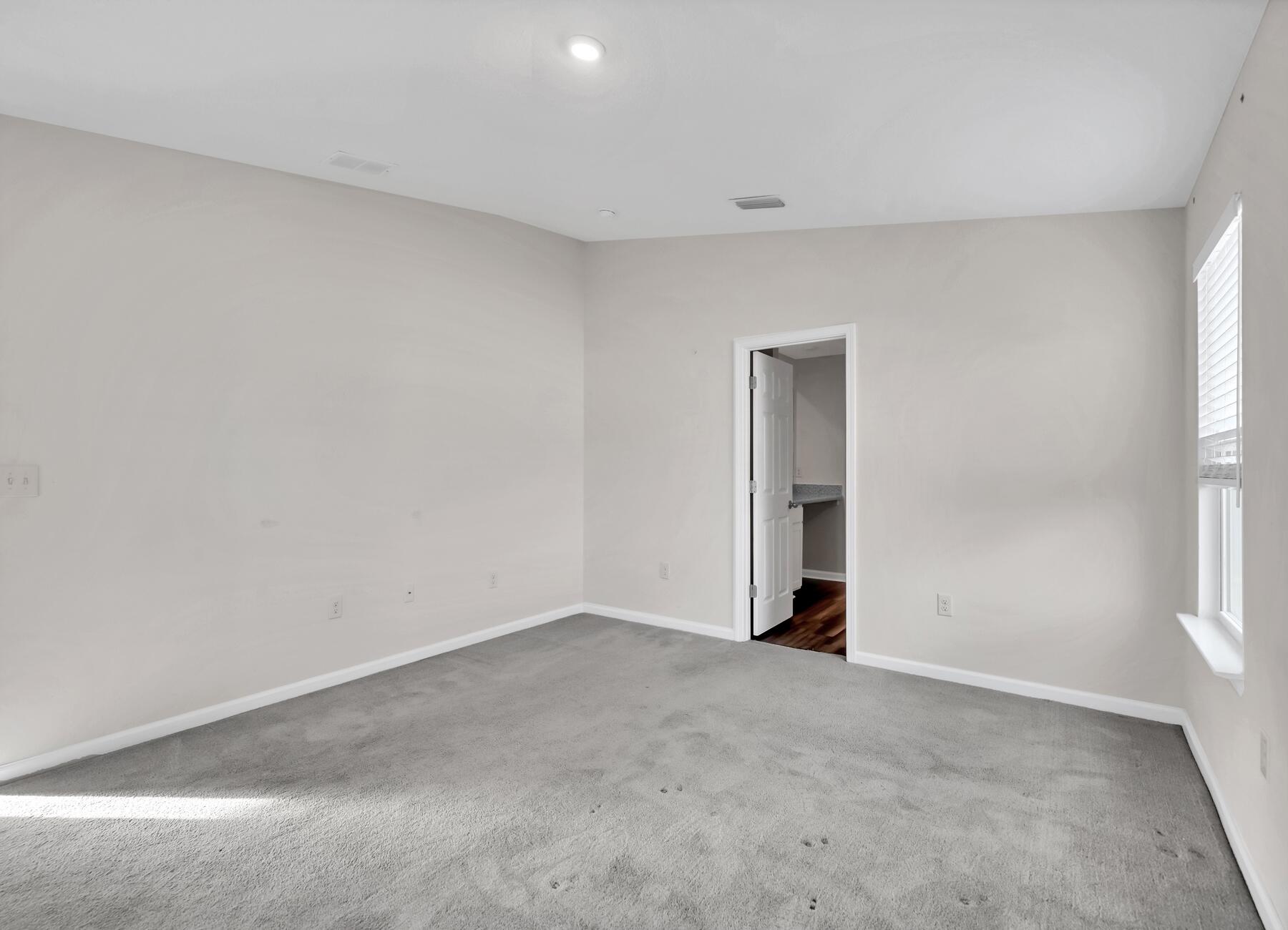 RIVERWALK PH I - Residential Lease