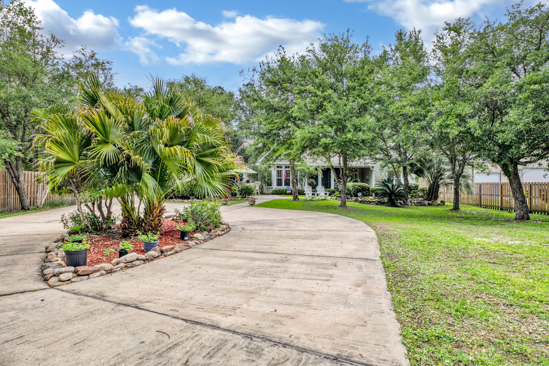 NO RECORDED SUBDIVISION - Residential