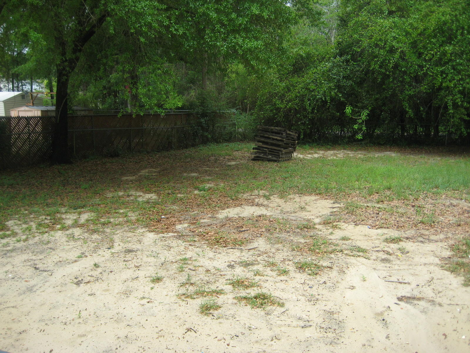 LAKEWOOD - Residential