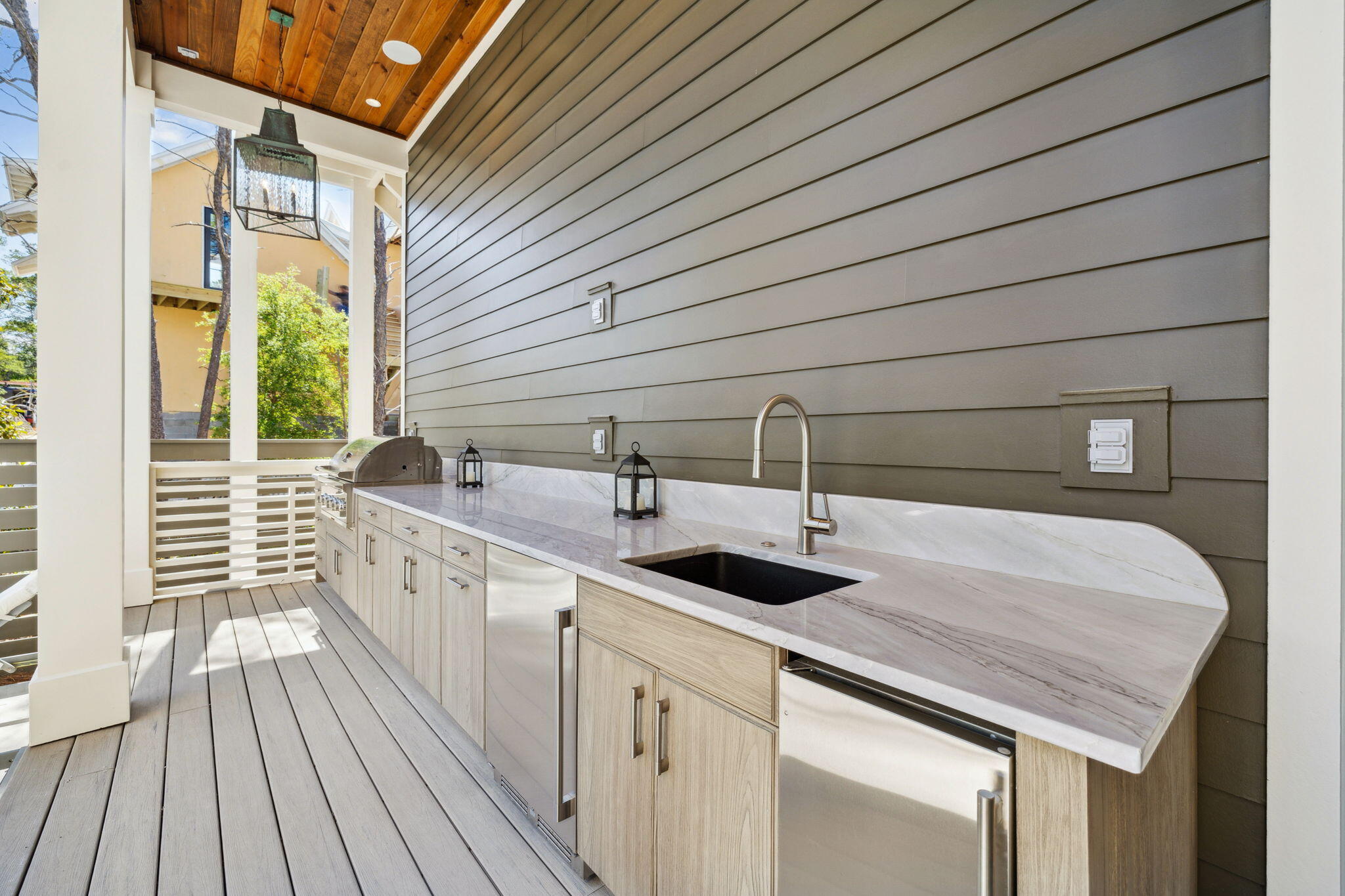 GULFVIEW HEIGHTS - Residential