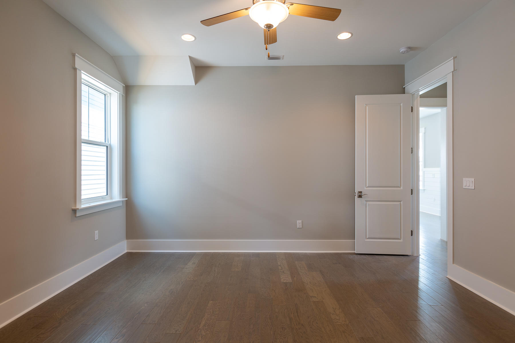 NATUREWALK AT SEAGROVE - Residential