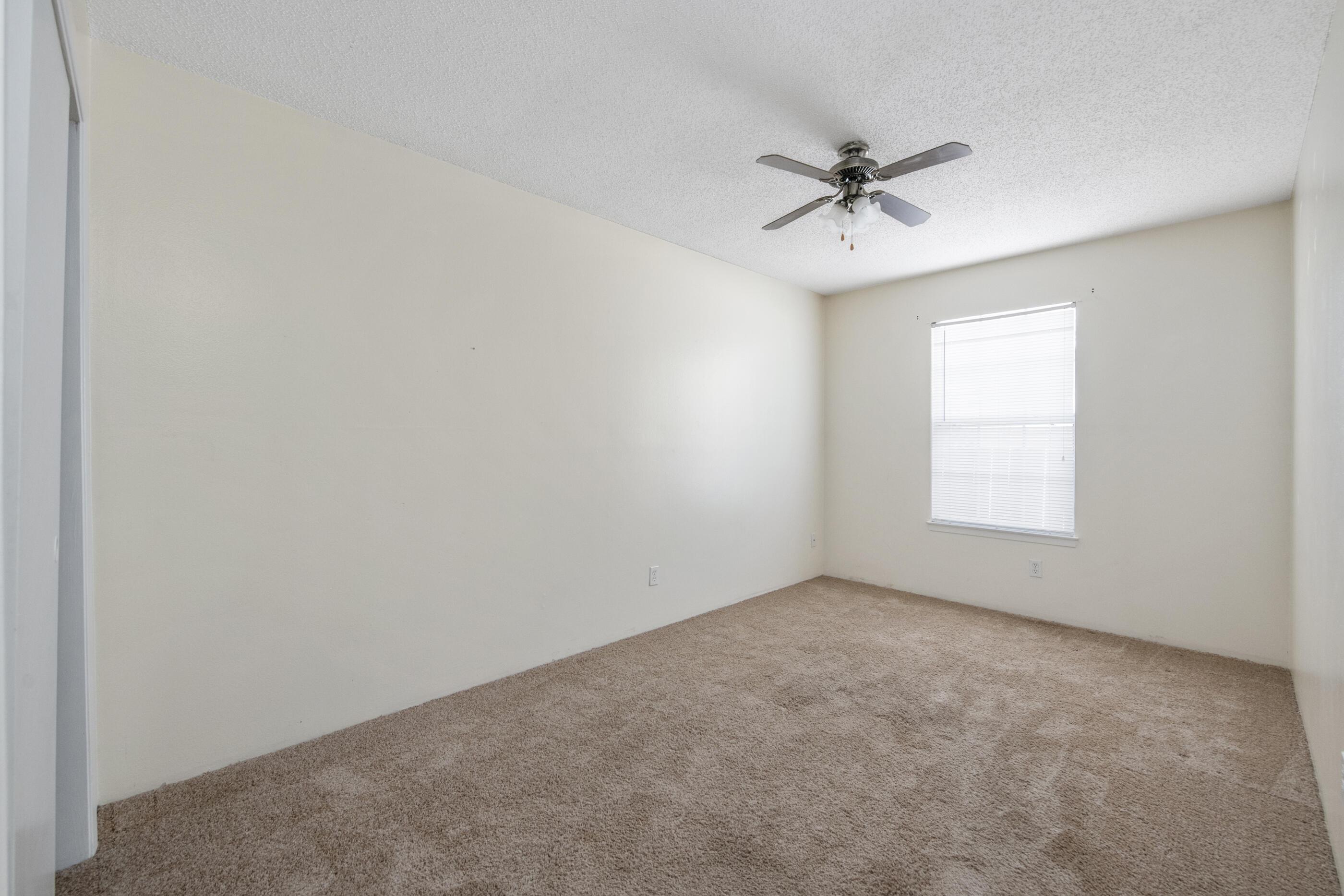 YORKTOWN AT WILLOW BEND - Residential