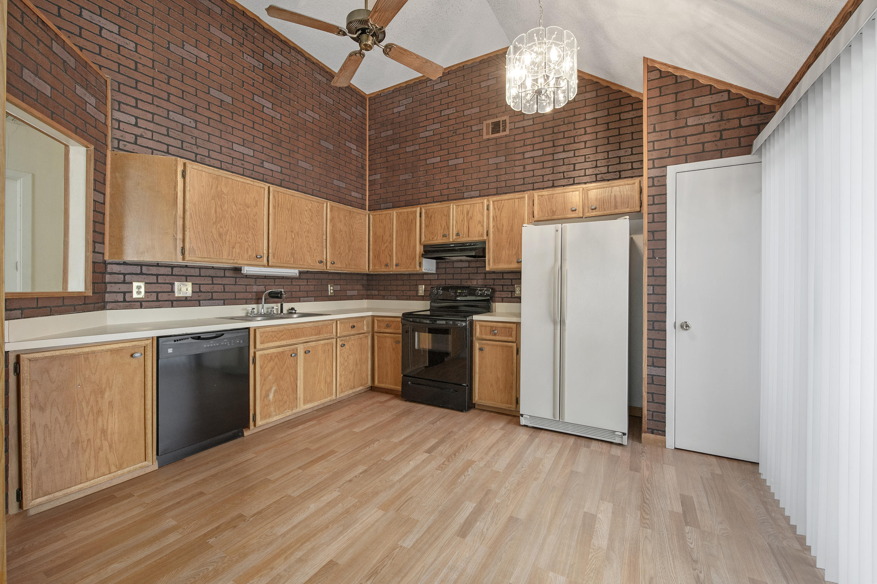 YORKTOWN AT WILLOW BEND - Residential