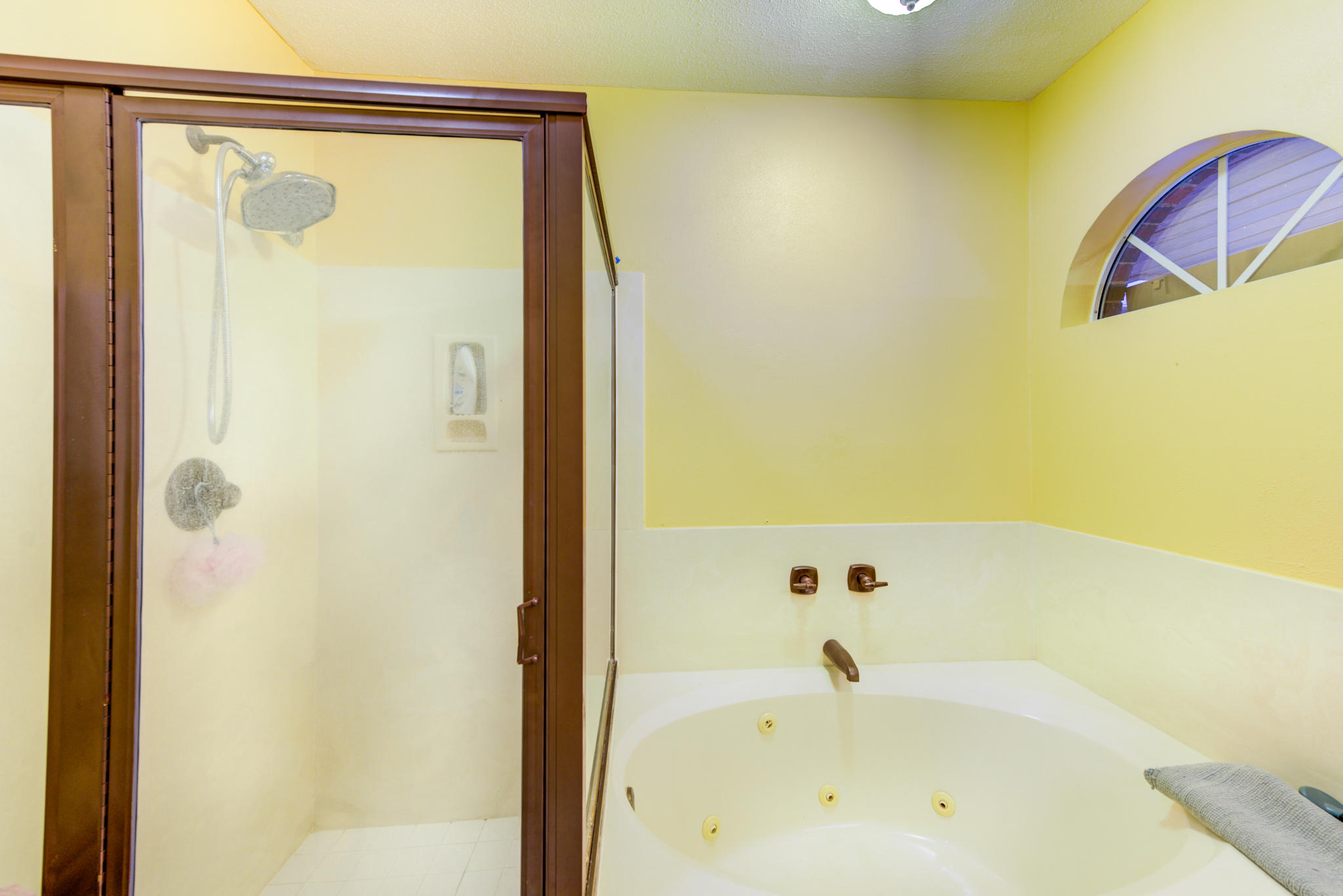 SAVANNAH OAKS LOT 1 - Residential