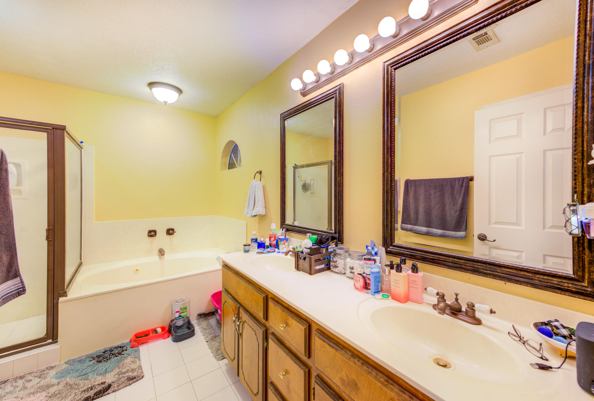 SAVANNAH OAKS LOT 1 - Residential