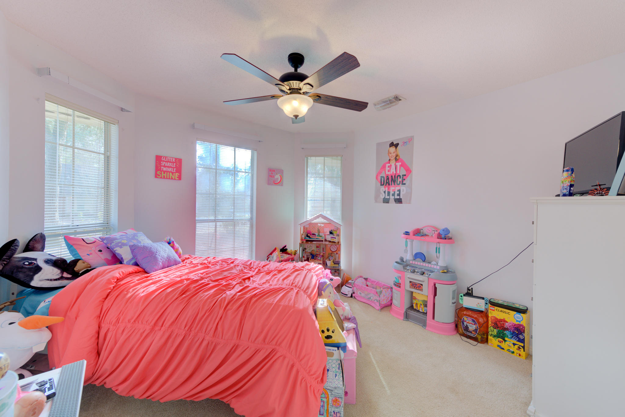 SAVANNAH OAKS LOT 1 - Residential