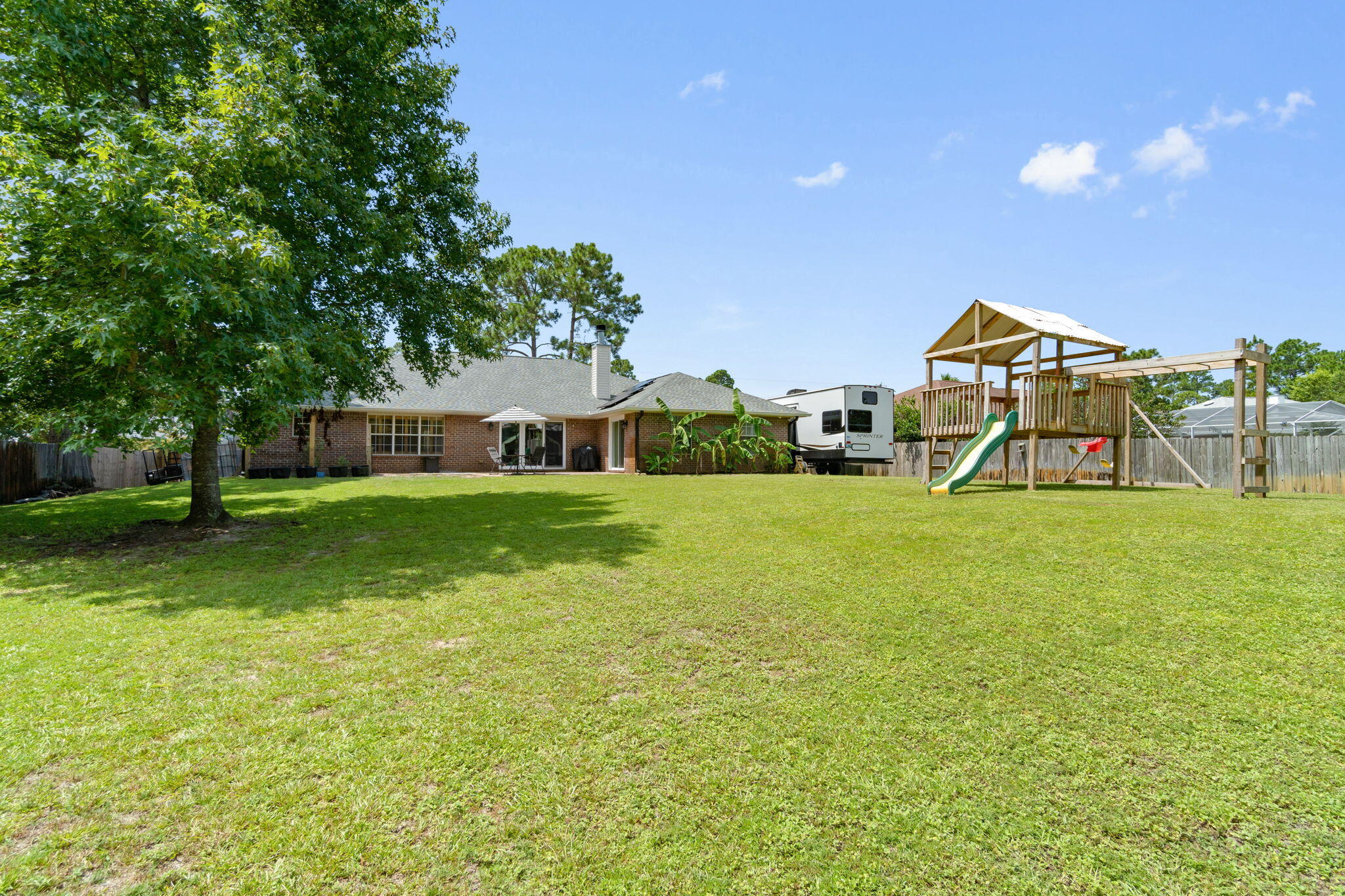 HOLLEY BY THE SEA - Residential