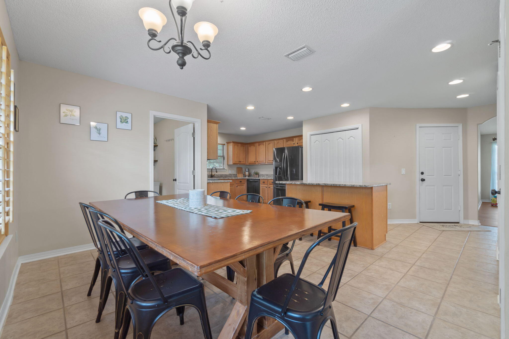 HOLLEY BY THE SEA - Residential