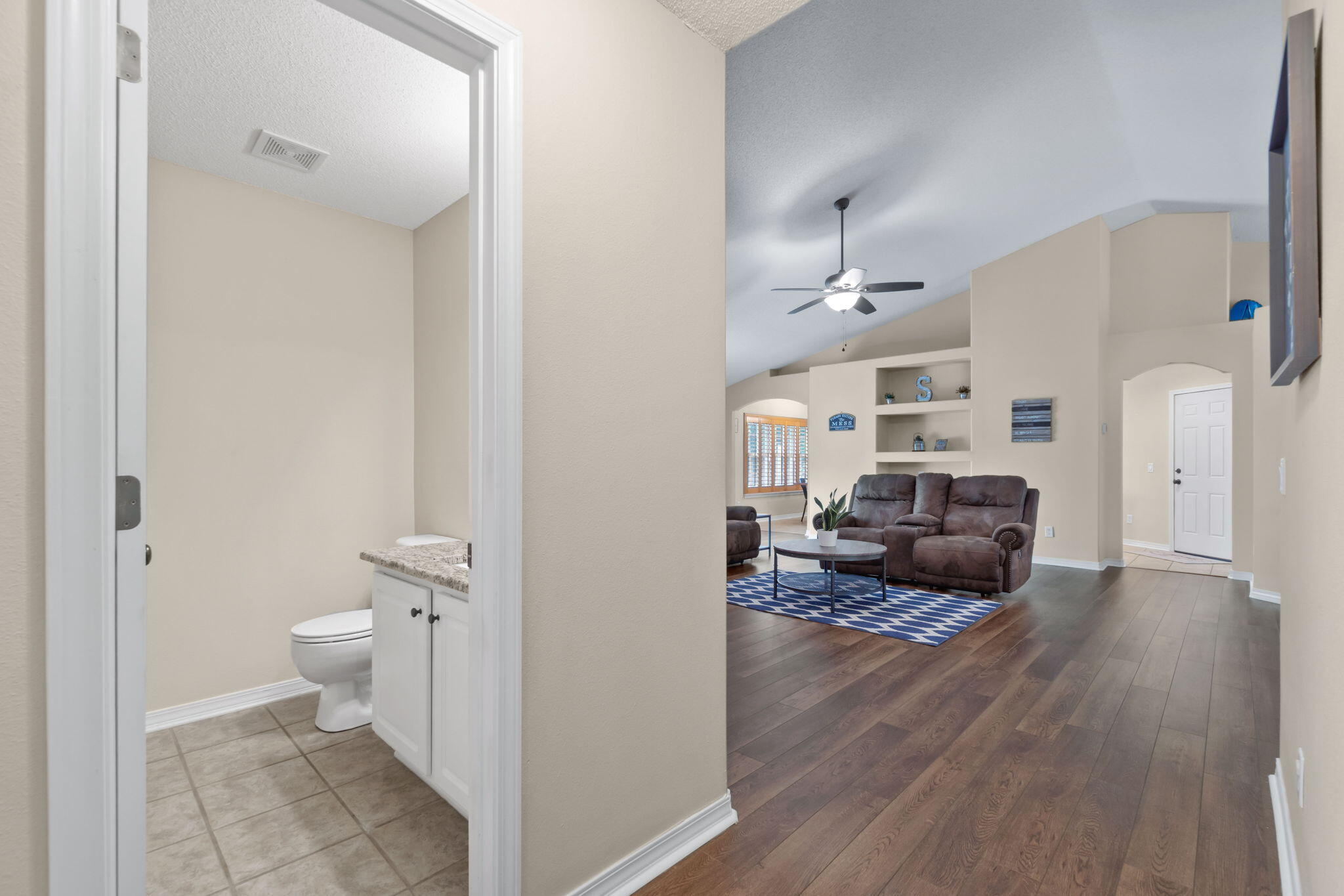 HOLLEY BY THE SEA - Residential