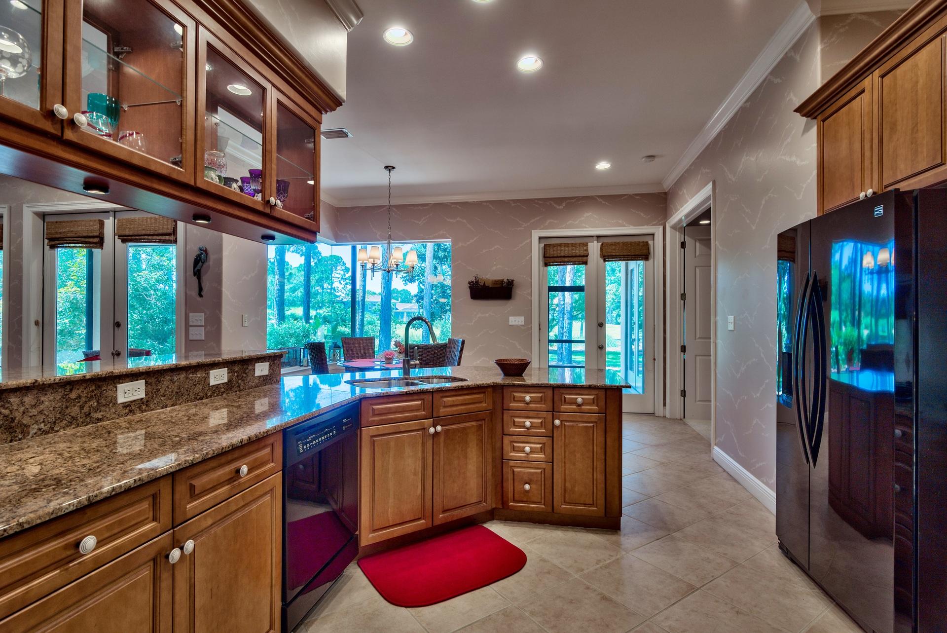 BAYTOWNE AVE EAST - Residential