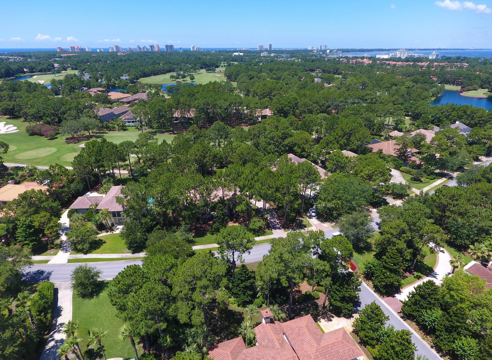 BAYTOWNE AVE EAST - Residential