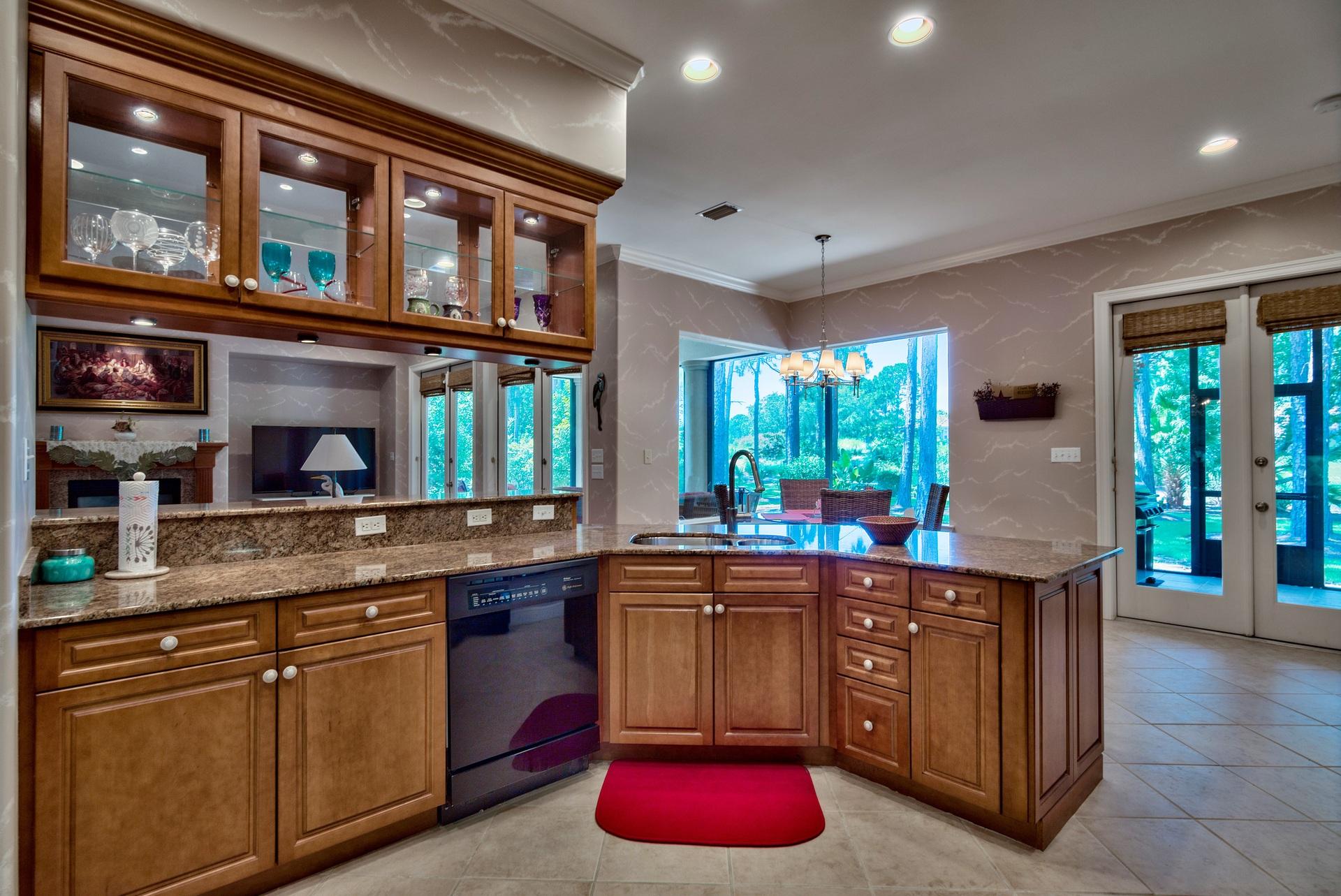 BAYTOWNE AVE EAST - Residential