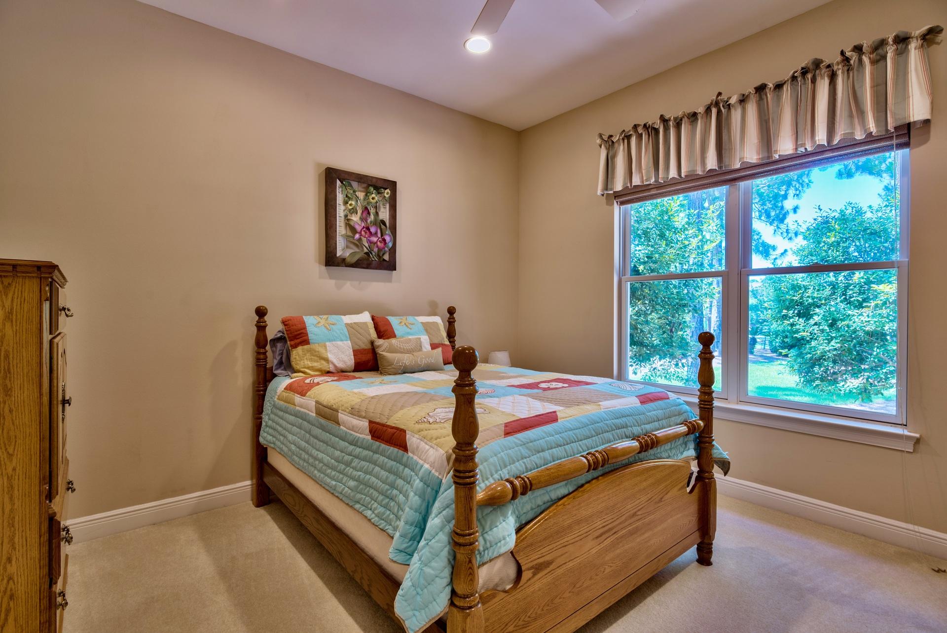 BAYTOWNE AVE EAST - Residential