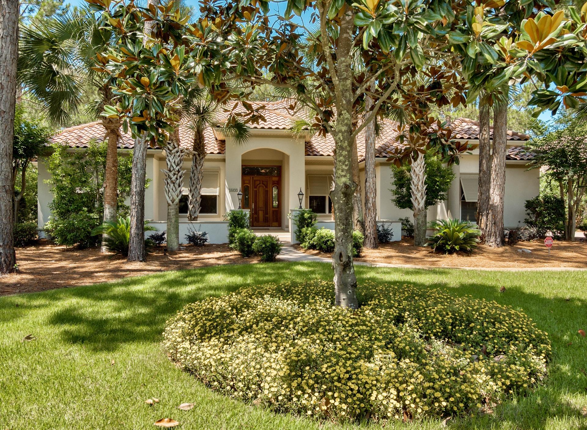 BAYTOWNE AVE EAST - Residential