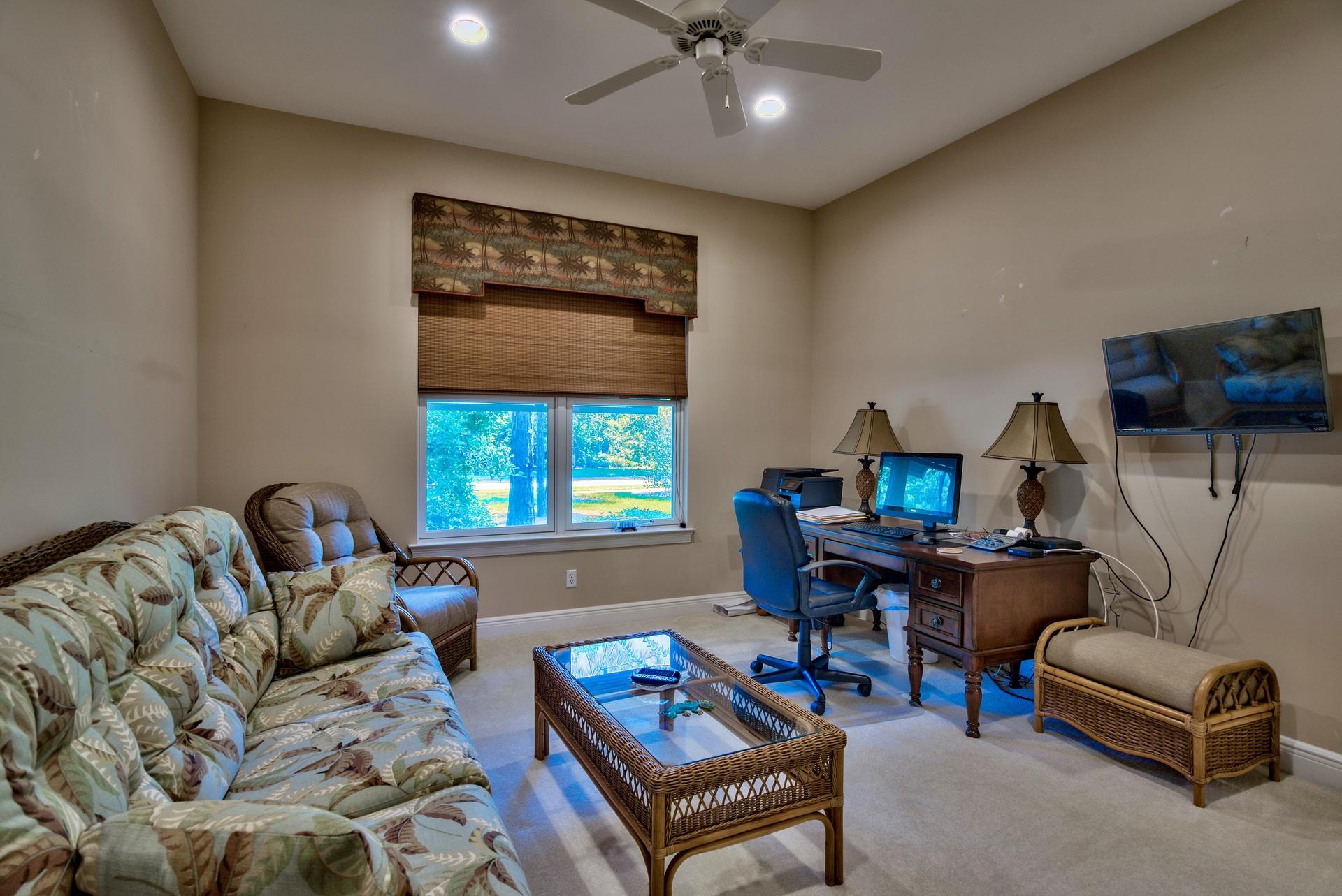 BAYTOWNE AVE EAST - Residential