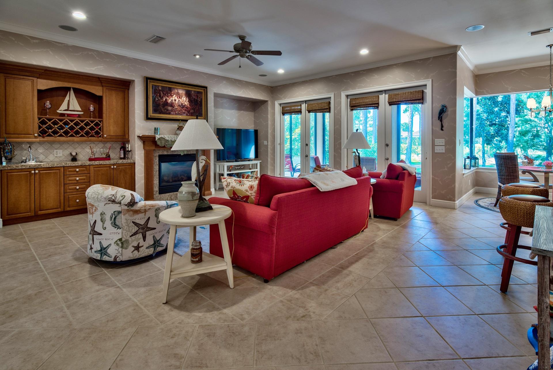 BAYTOWNE AVE EAST - Residential