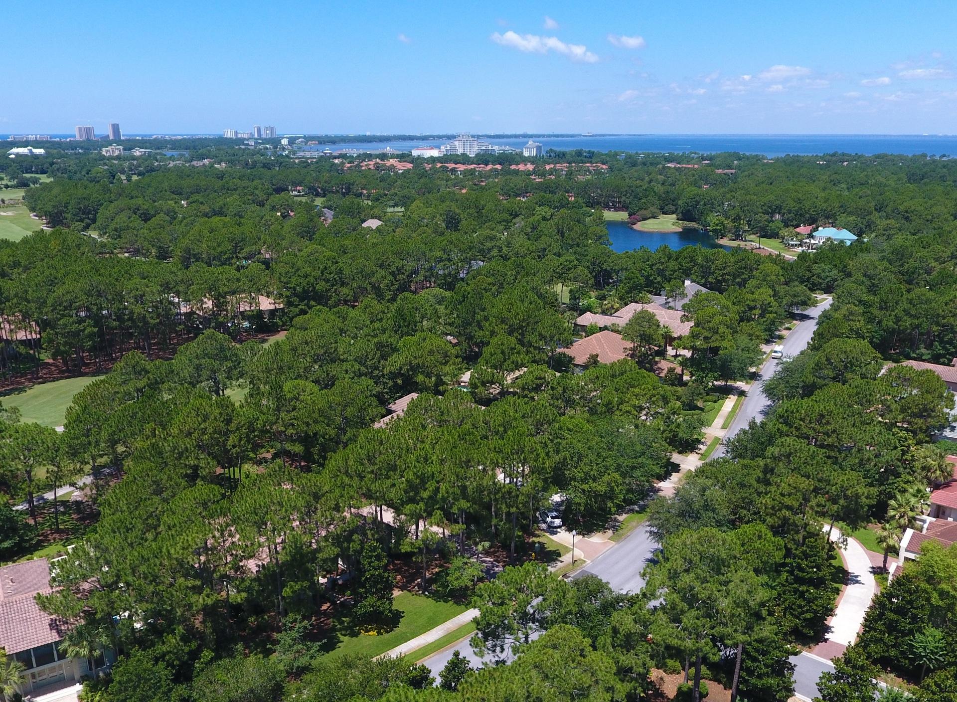 BAYTOWNE AVE EAST - Residential