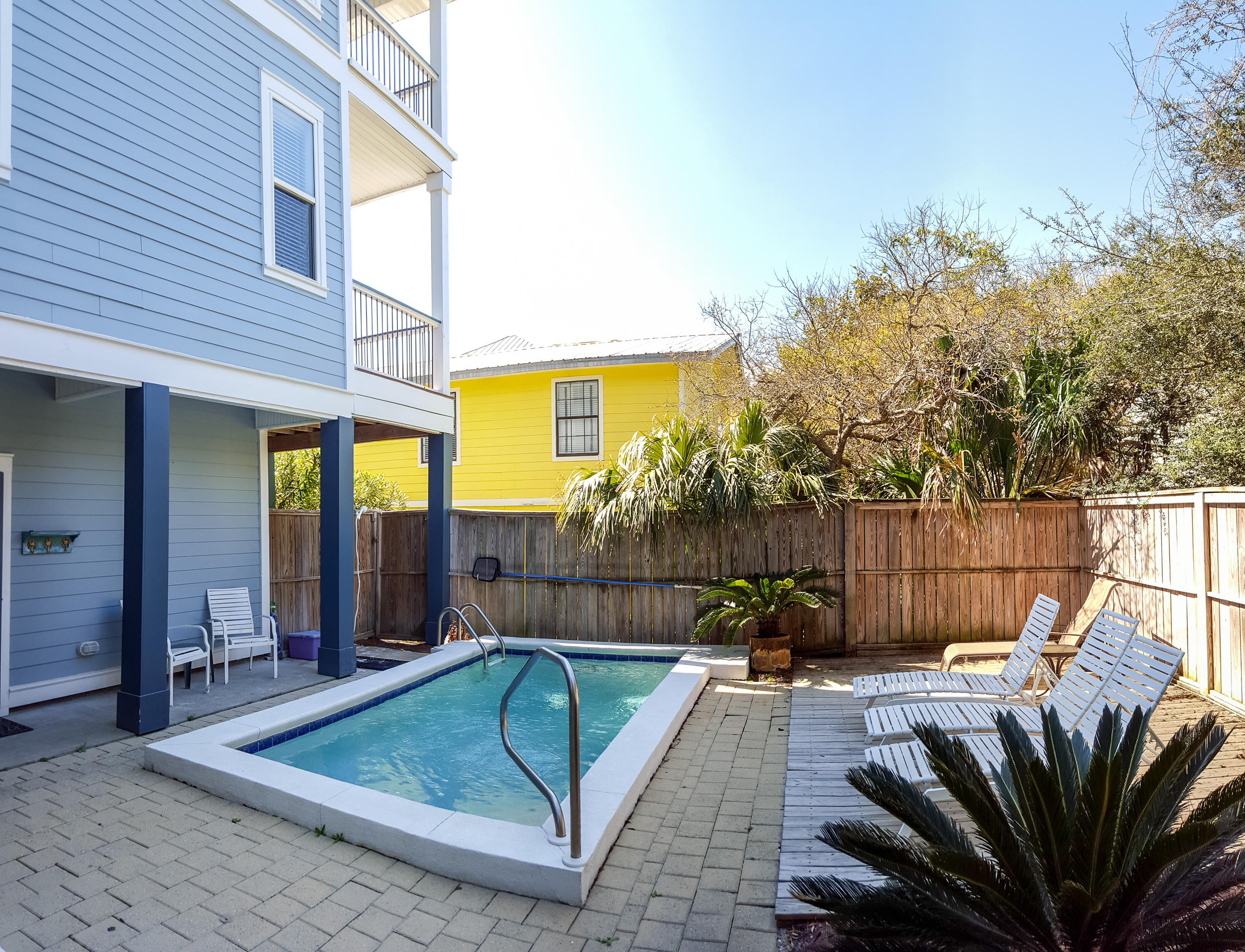 SEAGROVE 1ST ADDN - Residential