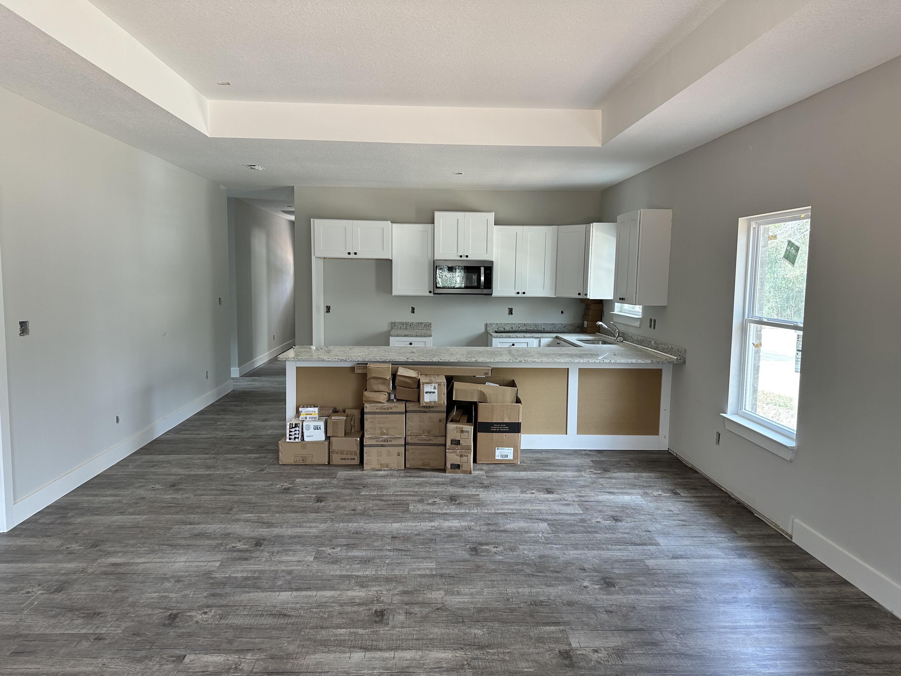 AVALON BEACH - Residential