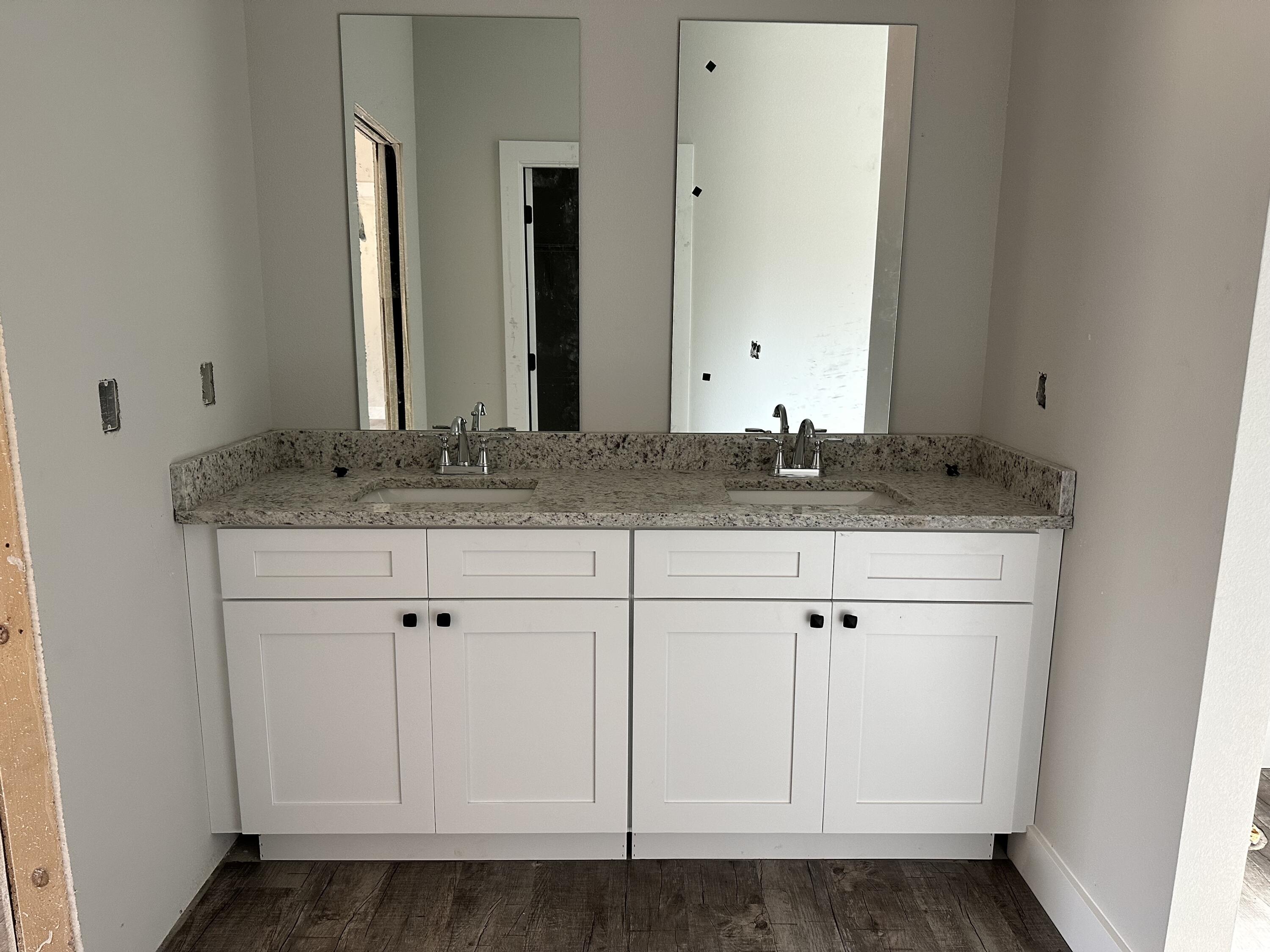 AVALON BEACH - Residential