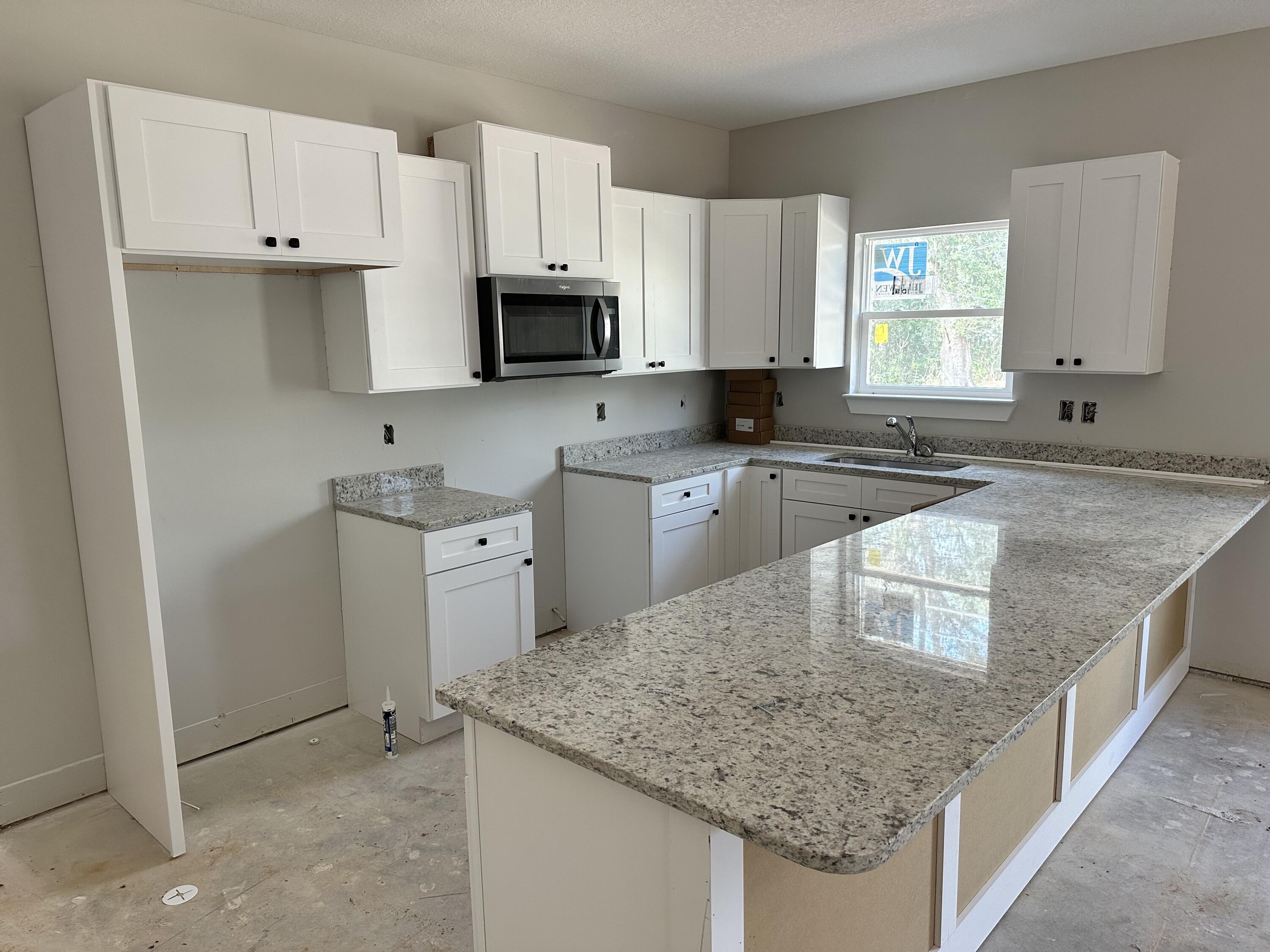 AVALON BEACH - Residential