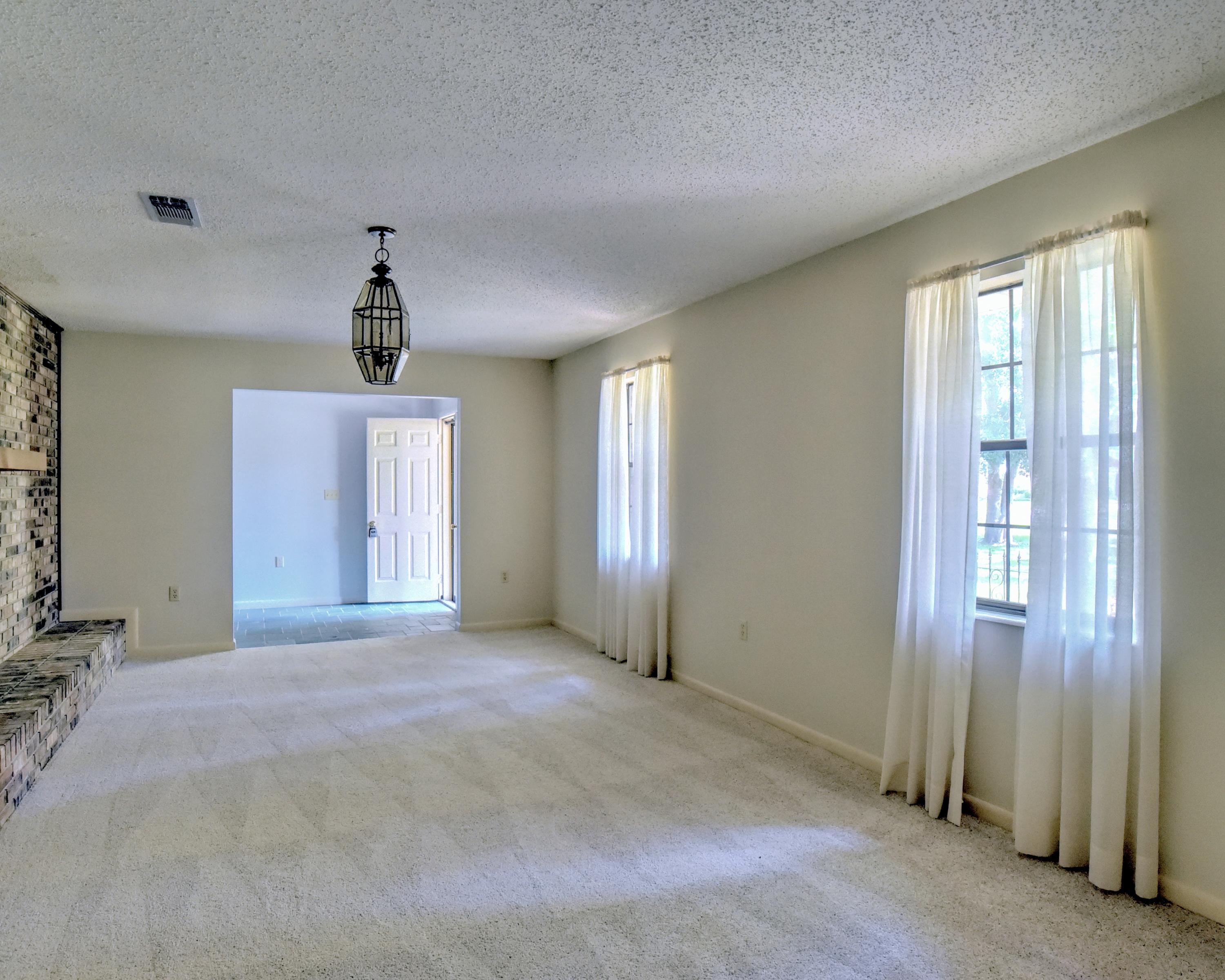 RAINTREE ESTATES - Residential Lease