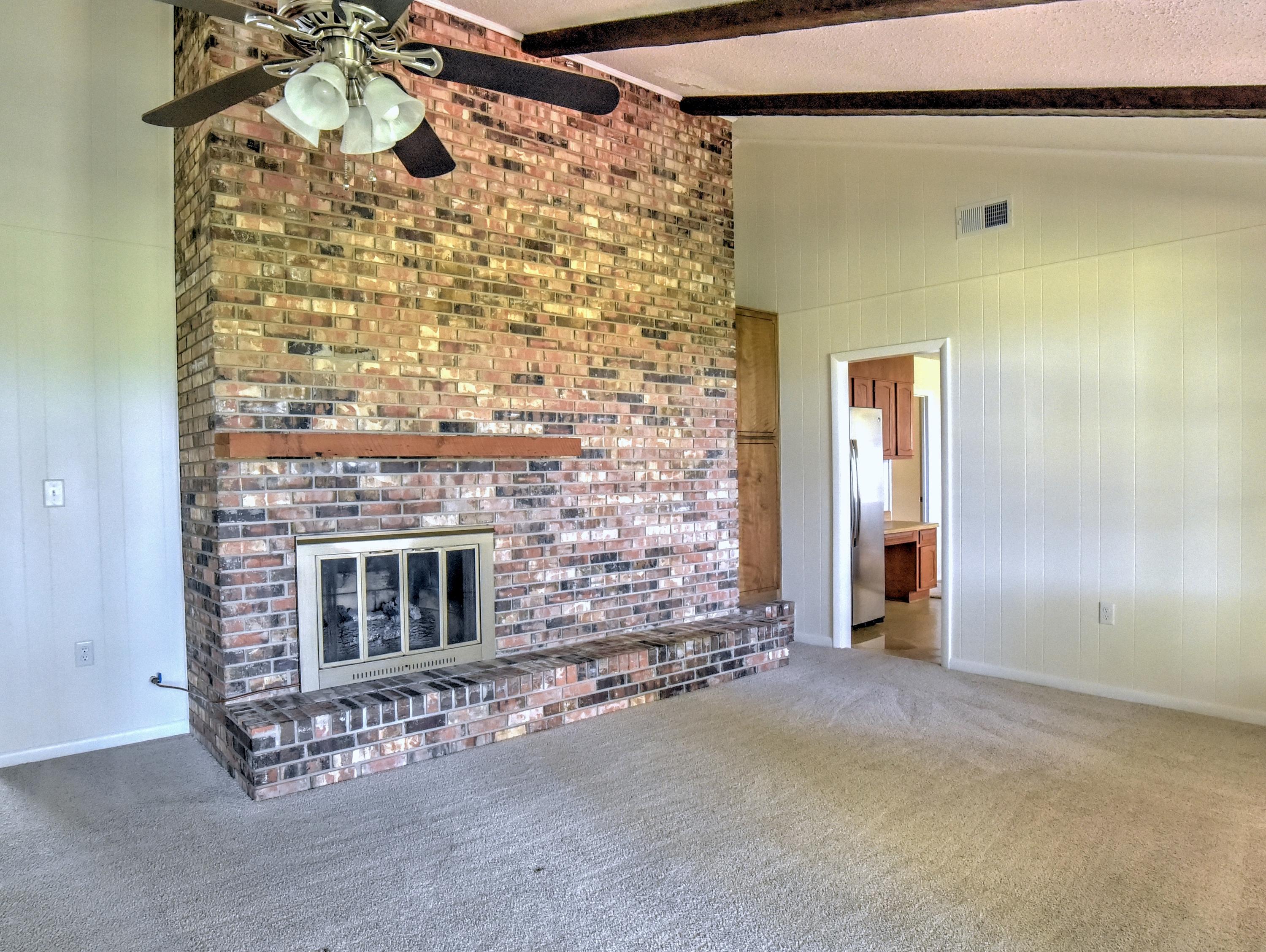 RAINTREE ESTATES - Residential Lease