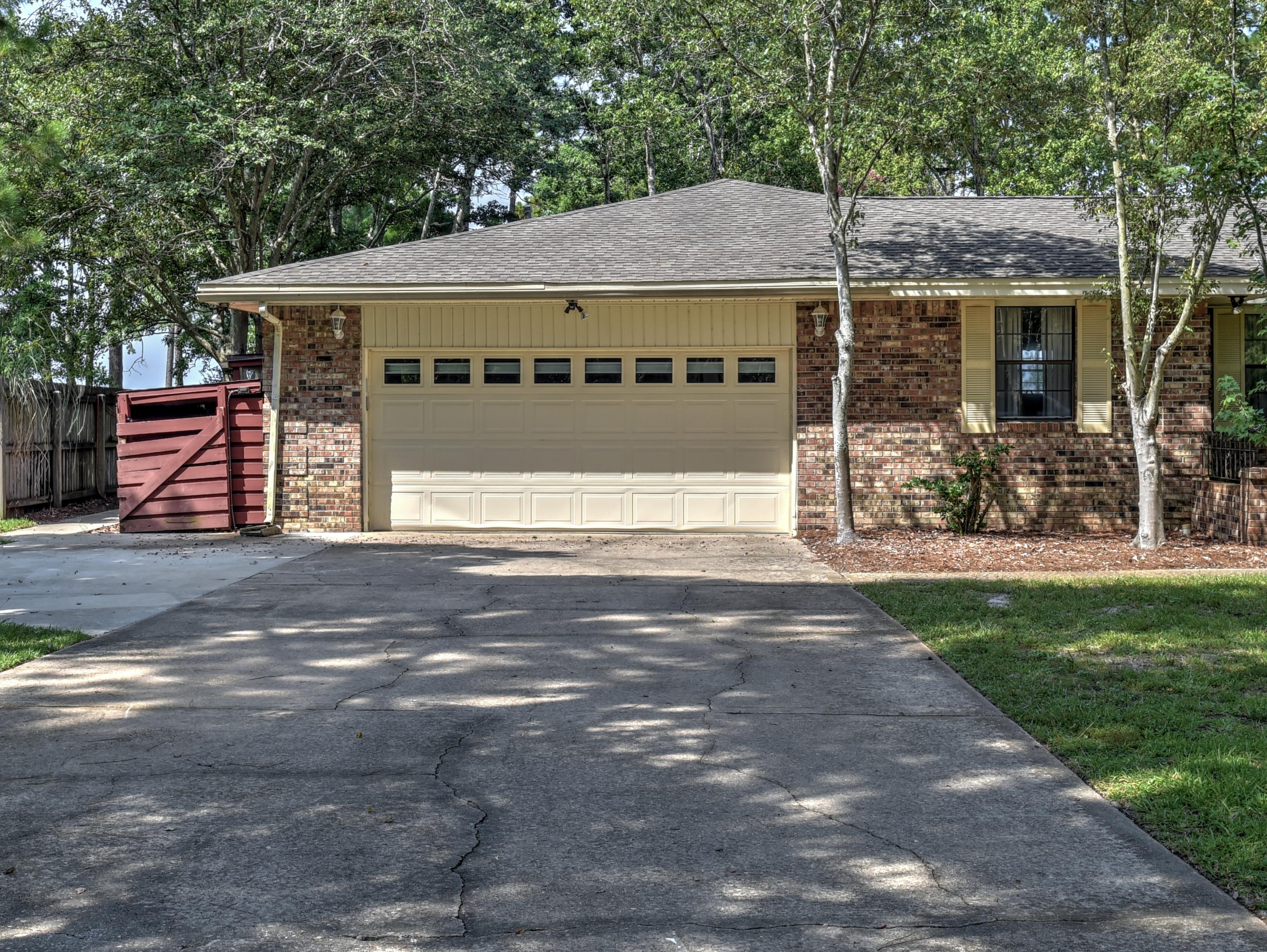 RAINTREE ESTATES - Residential Lease