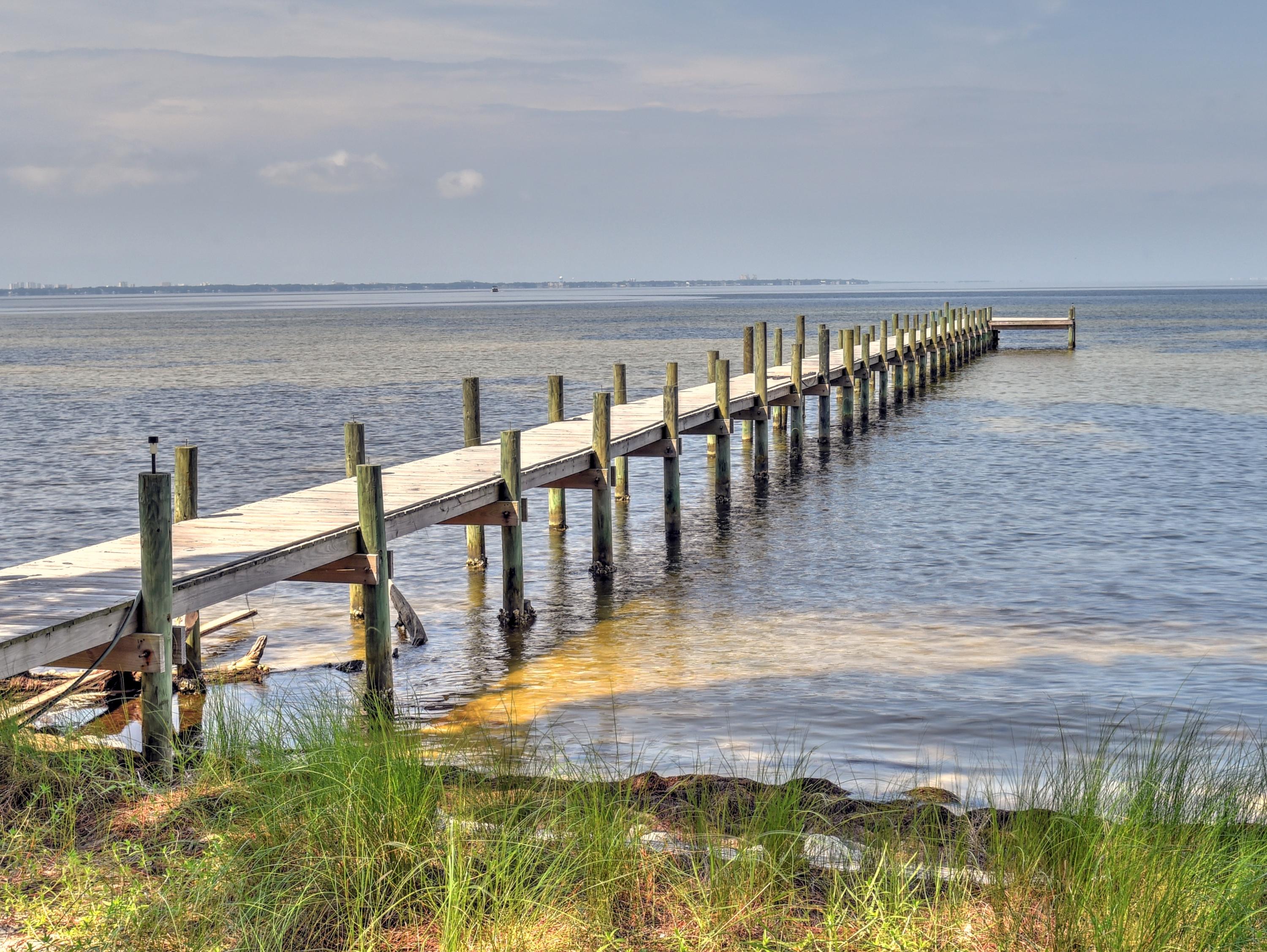 RAINTREE ESTATES - Residential Lease