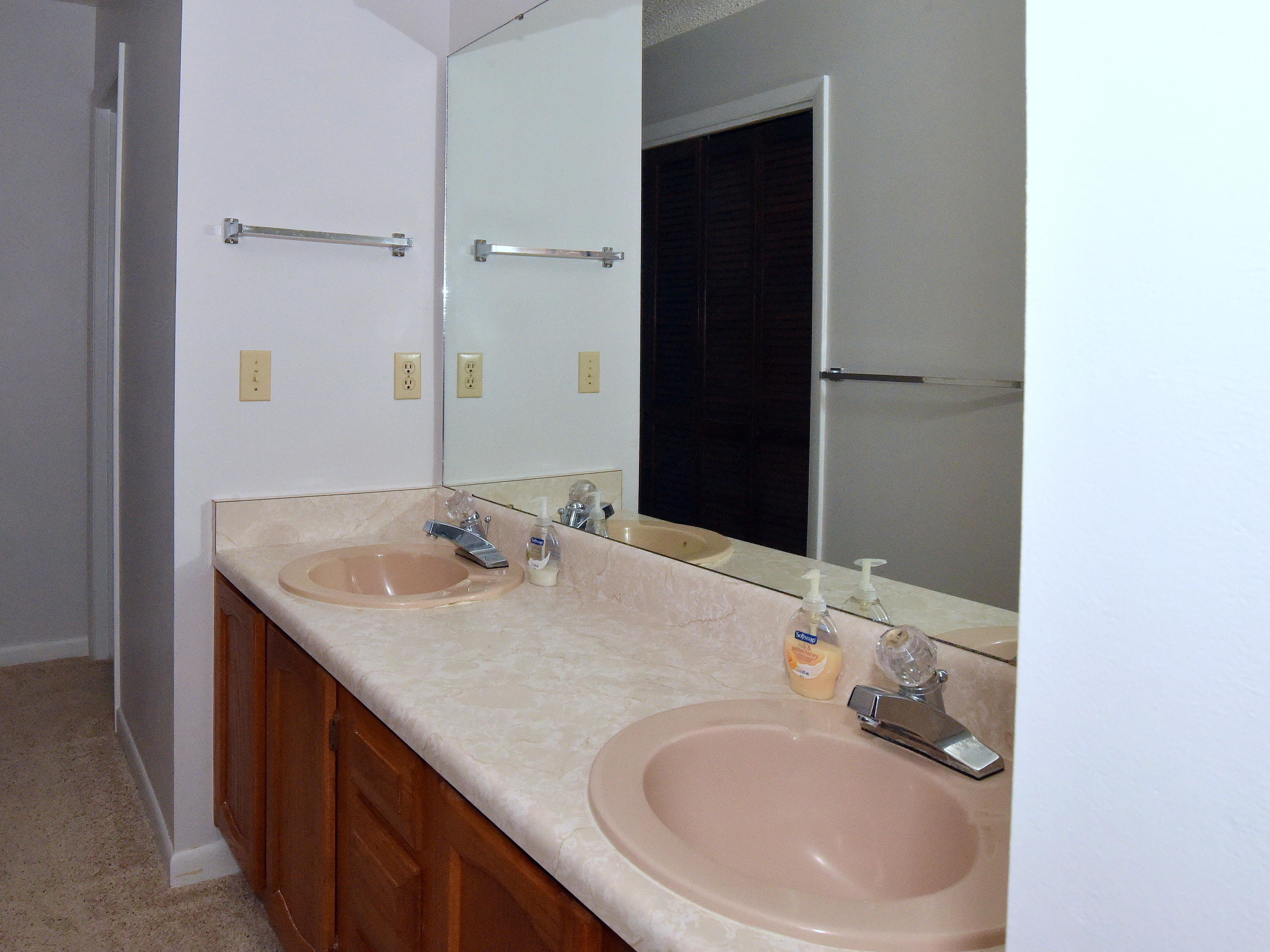 RAINTREE ESTATES - Residential Lease